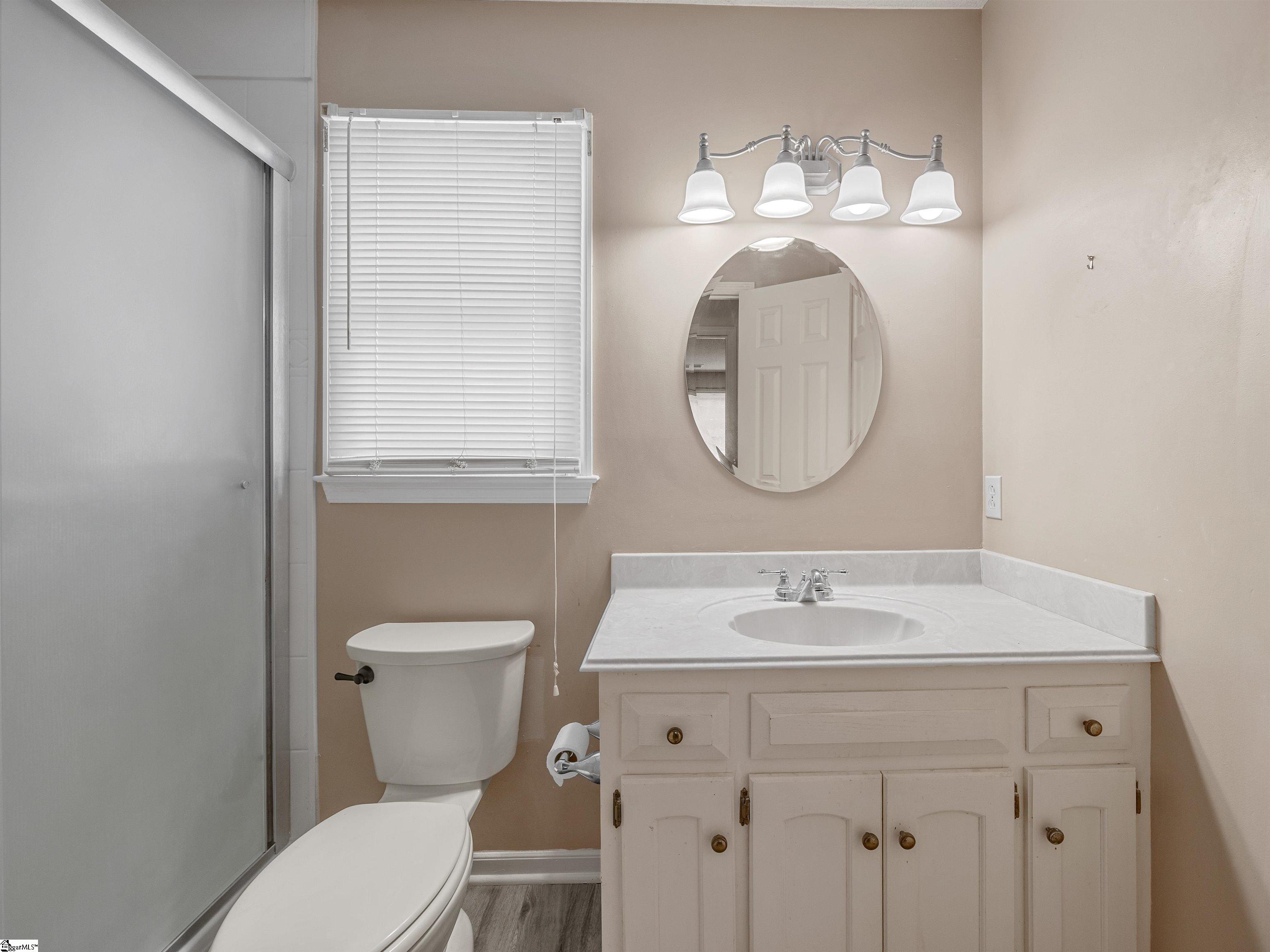 209 Thornhill Drive Spartanburg, SC 29301