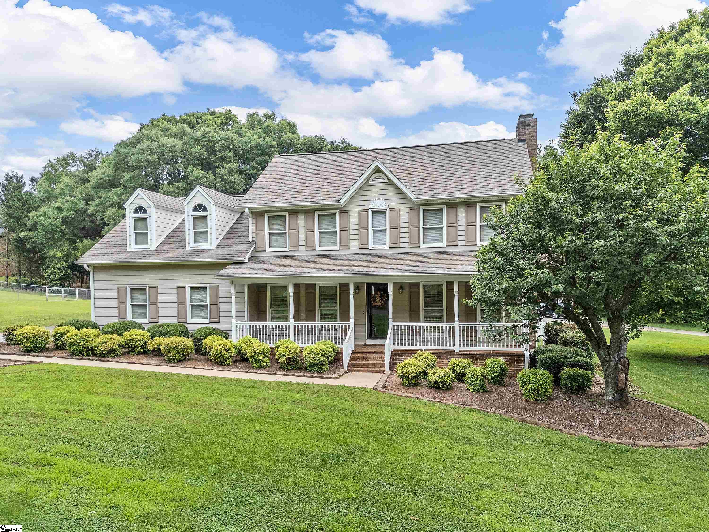 209 Thornhill Drive Spartanburg, SC 29301