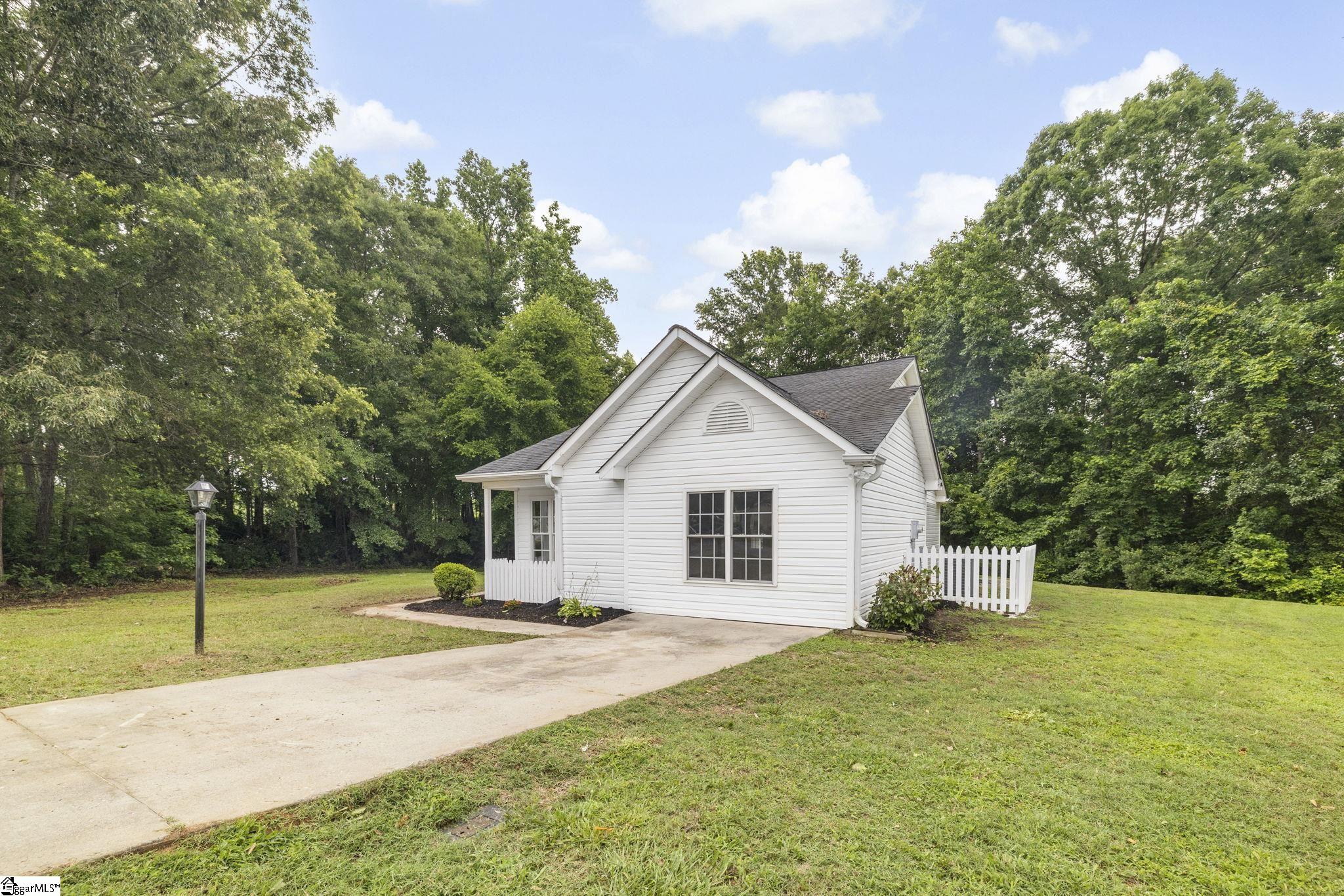 244 Wildwood Drive Honea Path, SC 29654