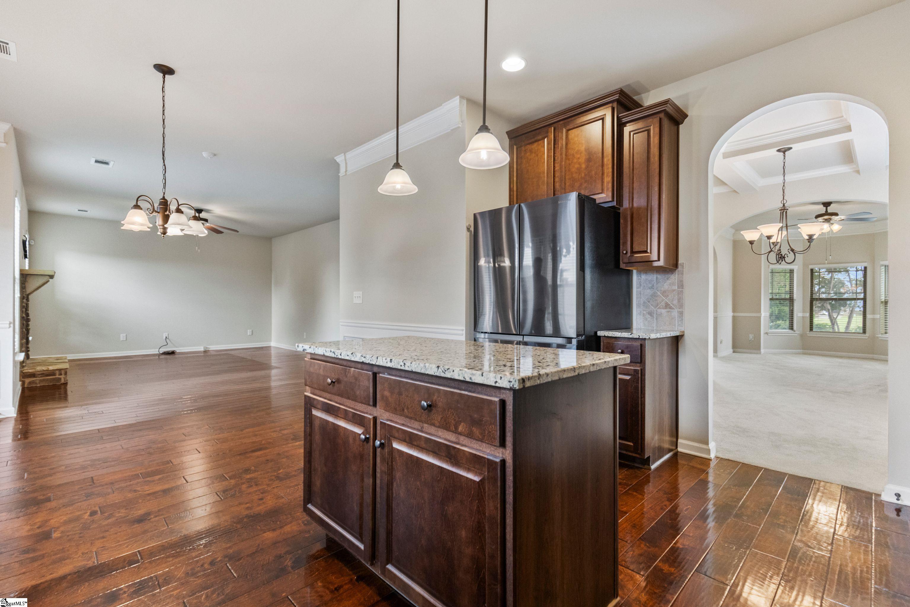 807 E Holloway Drive Woodruff, SC 29388