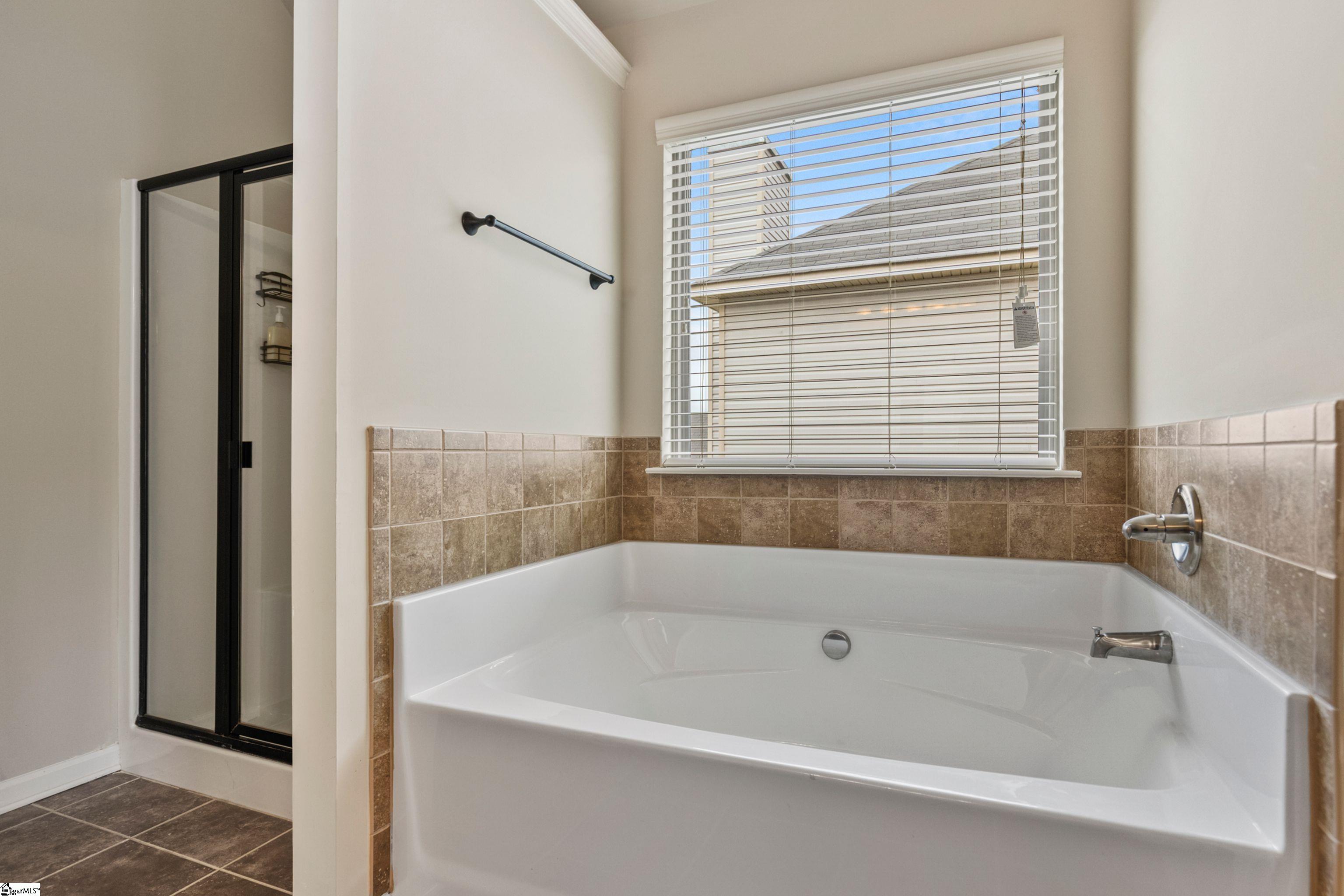 807 E Holloway Drive Woodruff, SC 29388