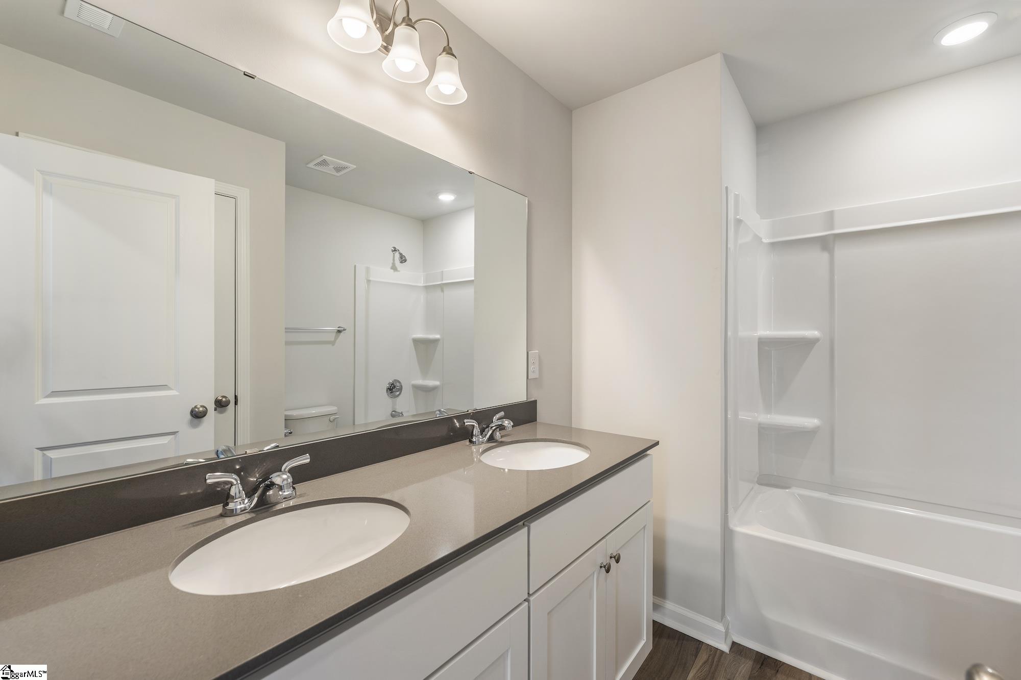 5034 Radley Road Chesnee, SC 29323