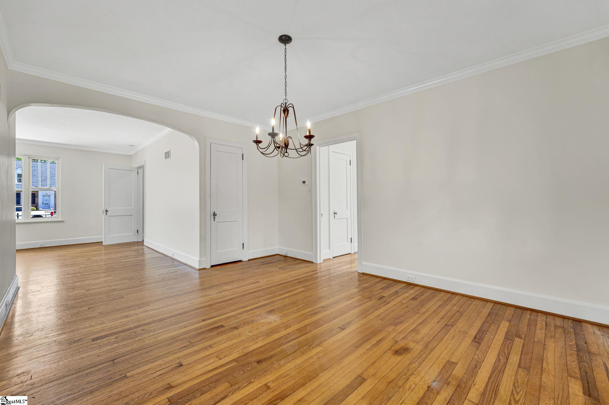 306 Hickory Street Clinton, SC 29325