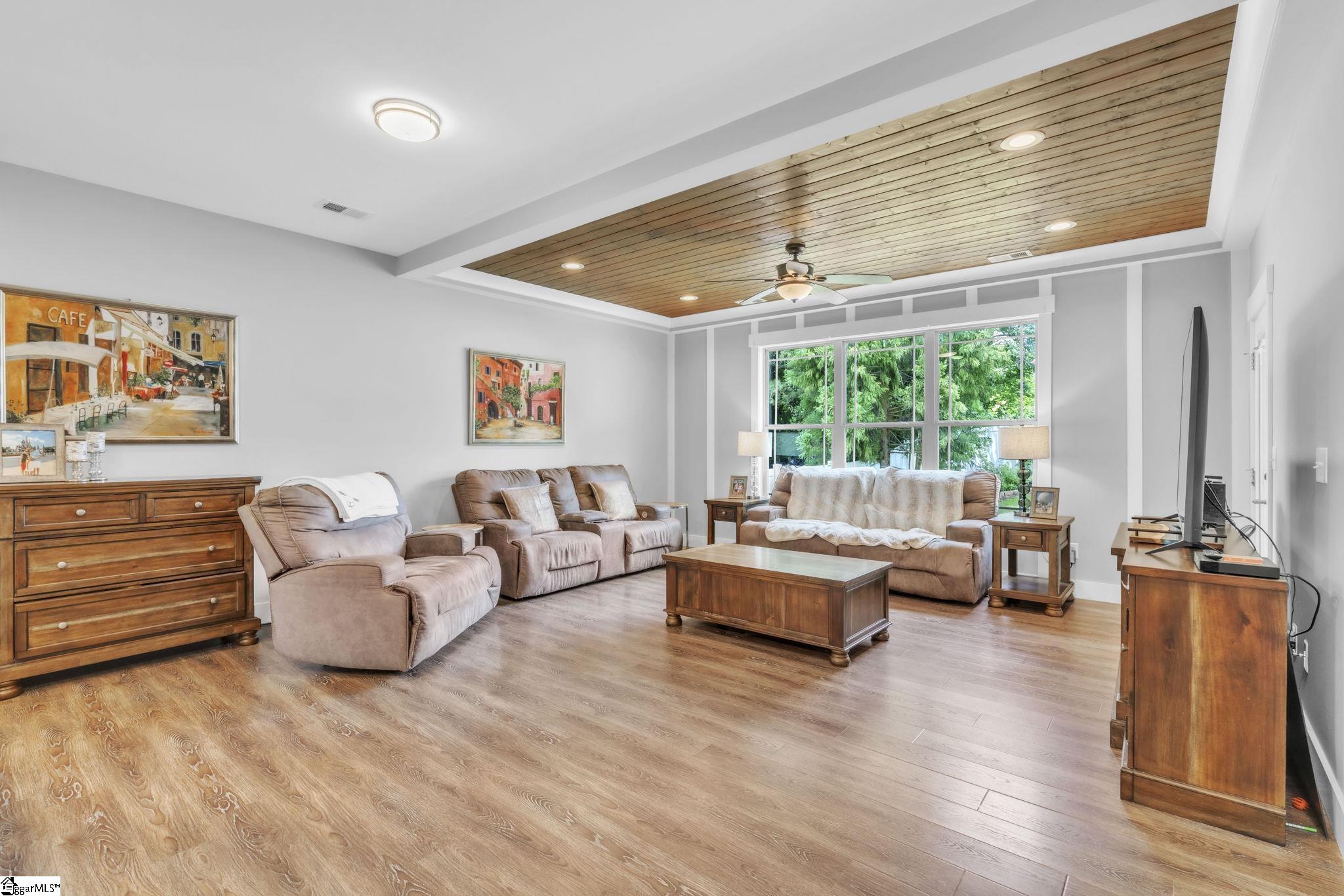 542 Drayton Hall Boulevard Duncan, SC 29334