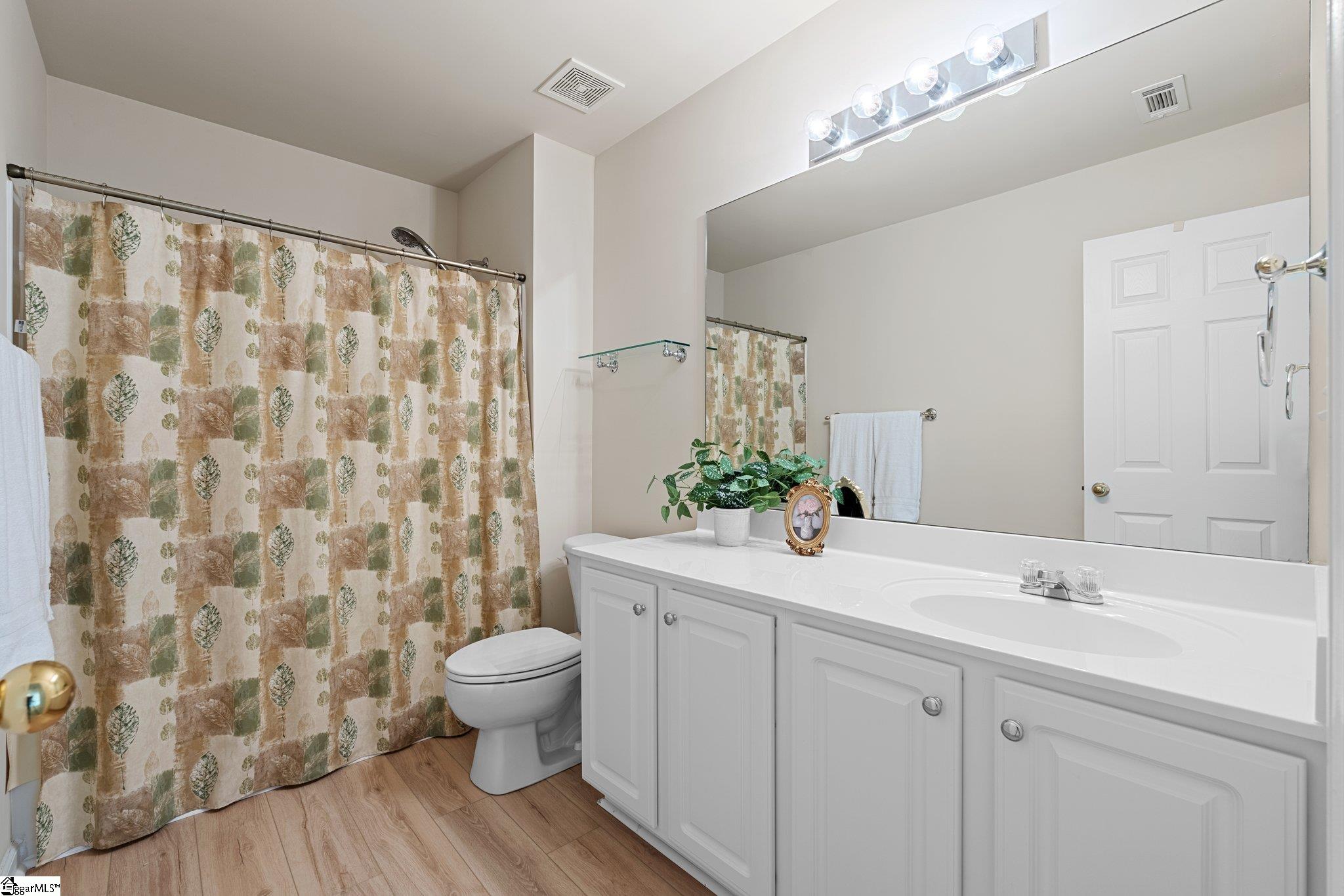6 Castle Hall Court Simpsonville, SC 29681