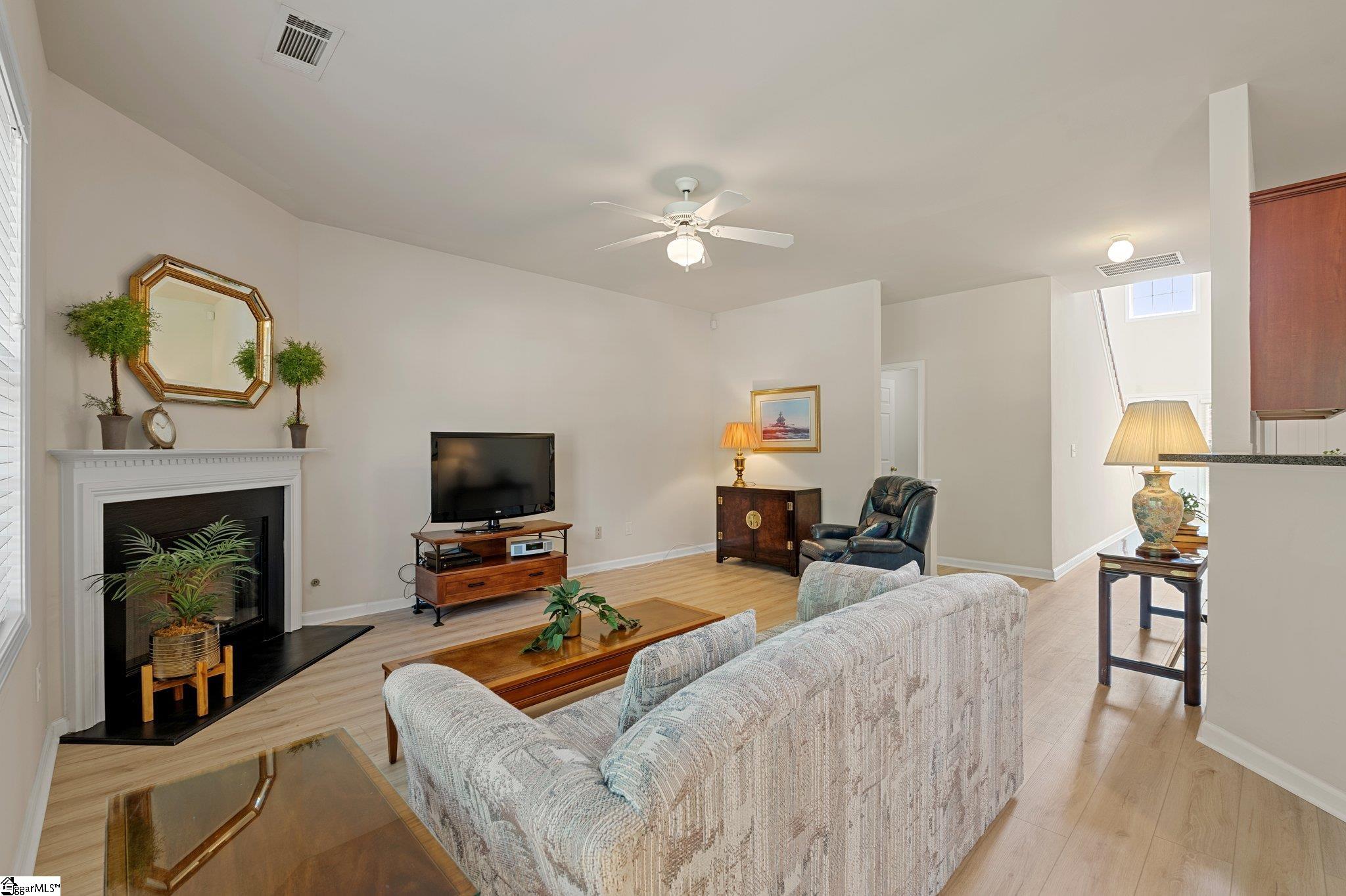 6 Castle Hall Court Simpsonville, SC 29681