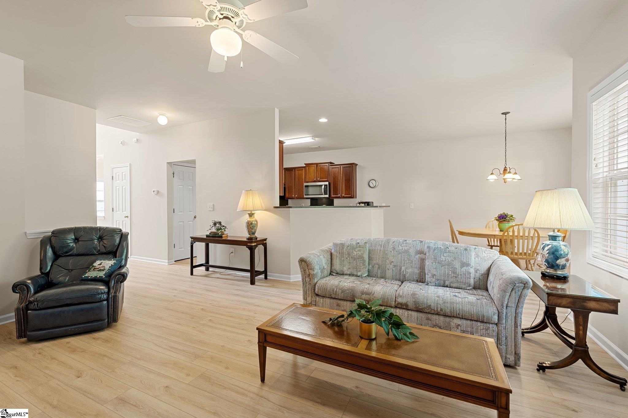 6 Castle Hall Court Simpsonville, SC 29681