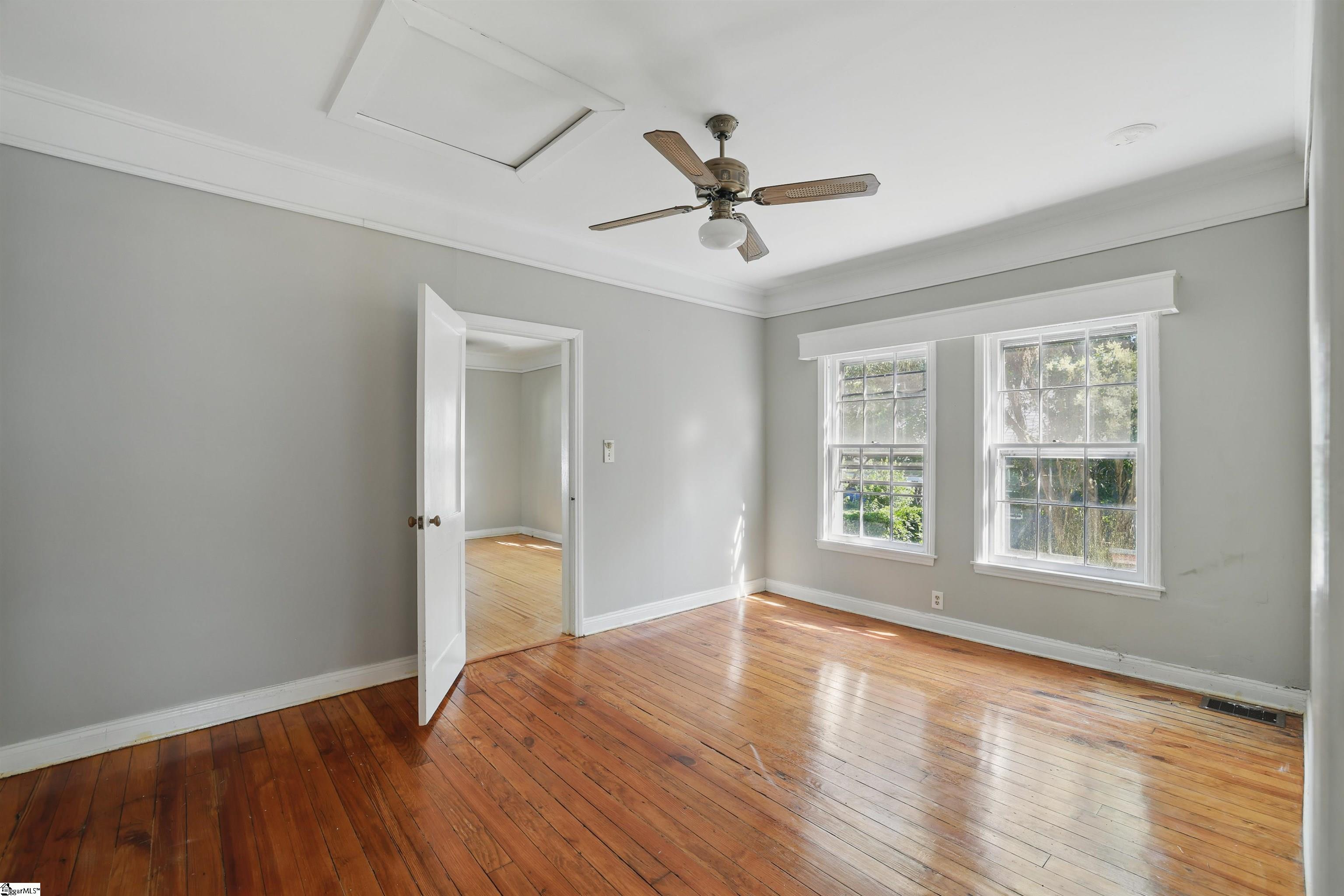 6 Duke Street Greenville, SC 29605