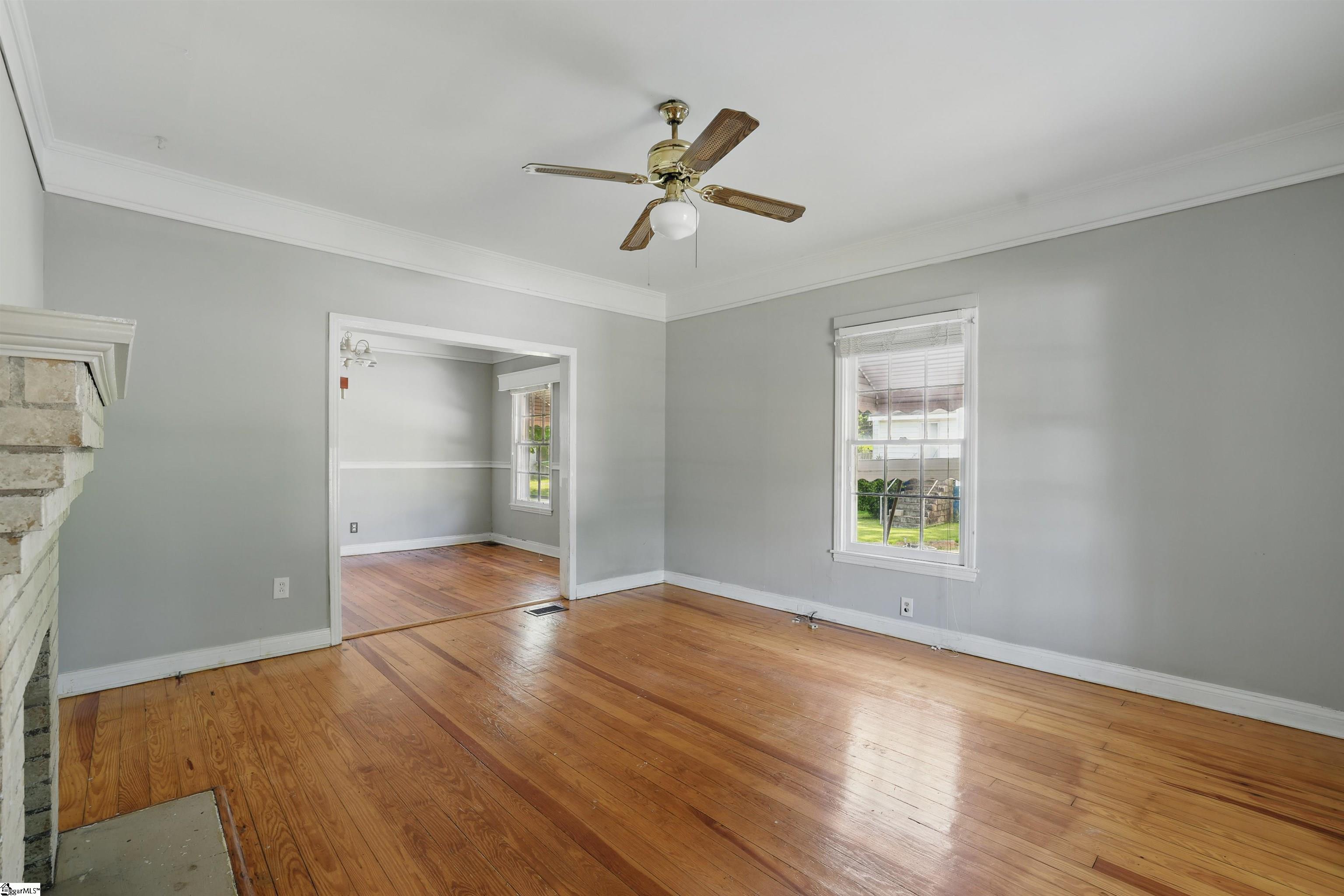 6 Duke Street Greenville, SC 29605