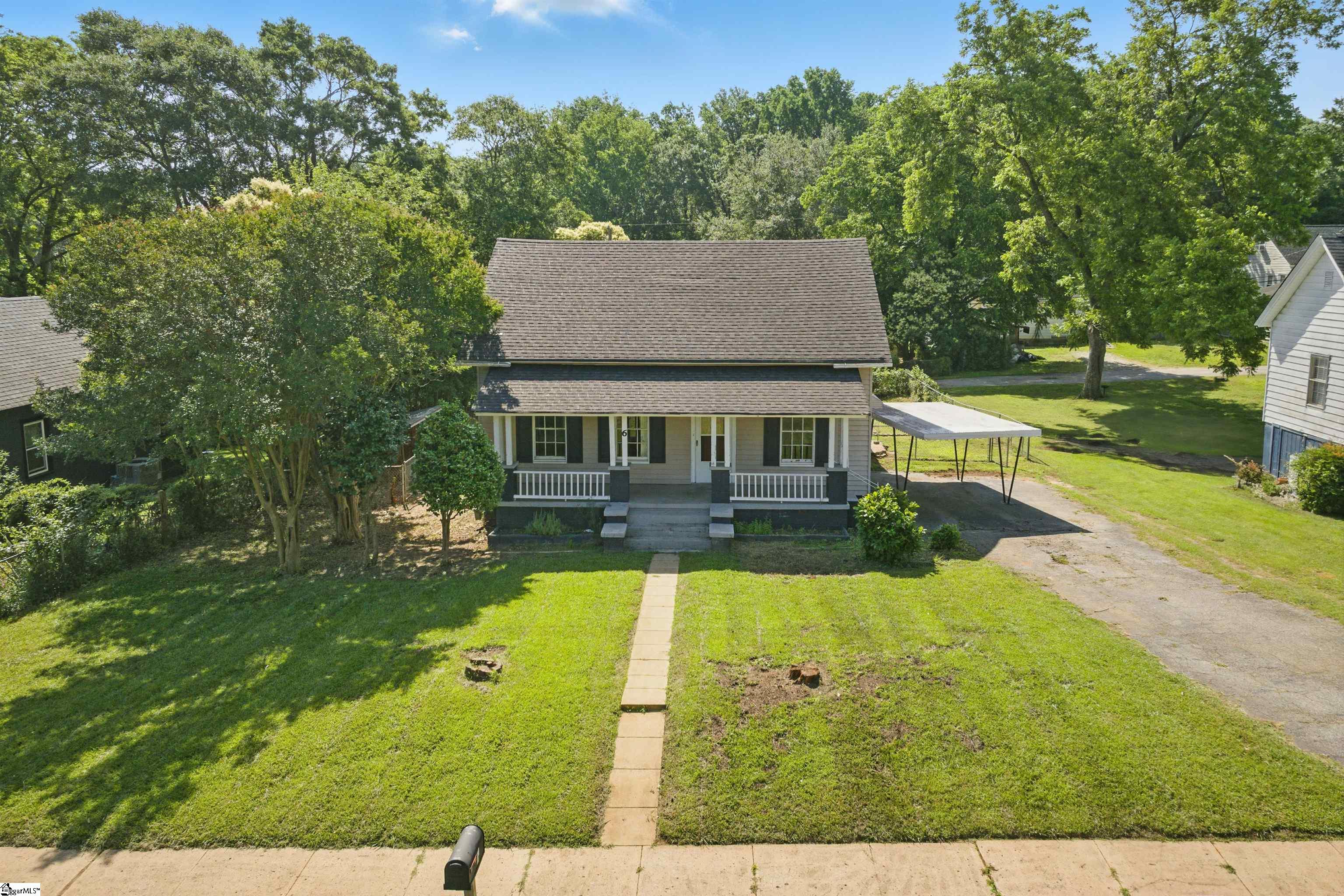 6 Duke Street Greenville, SC 29605