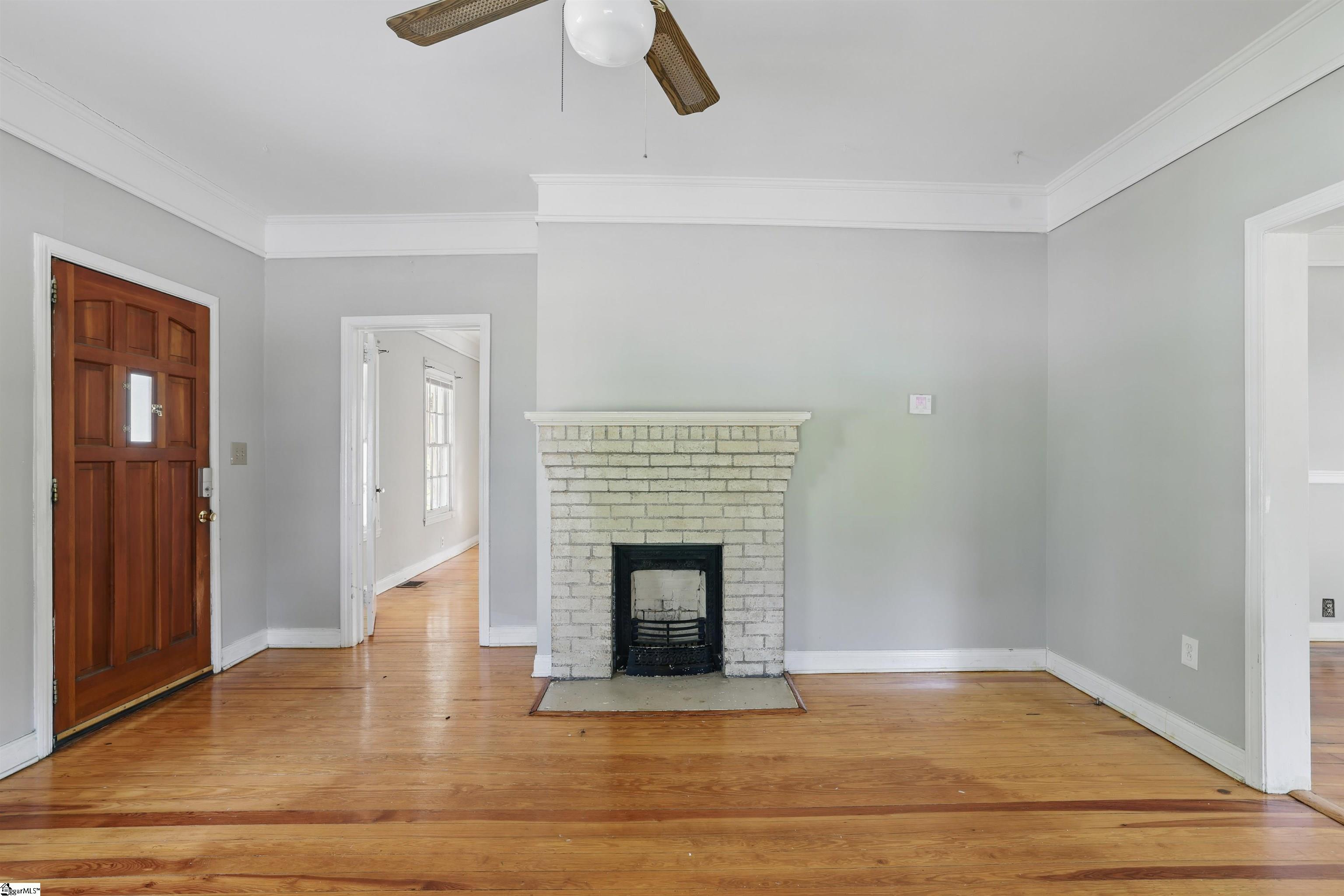 6 Duke Street Greenville, SC 29605