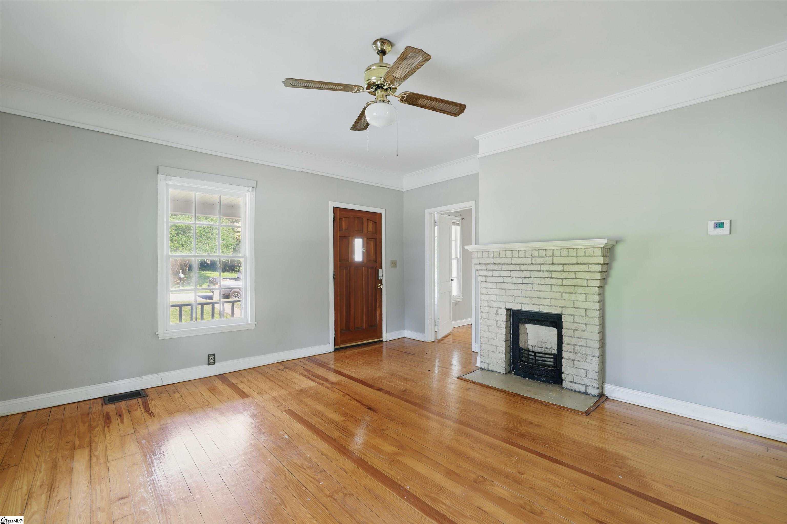 6 Duke Street Greenville, SC 29605
