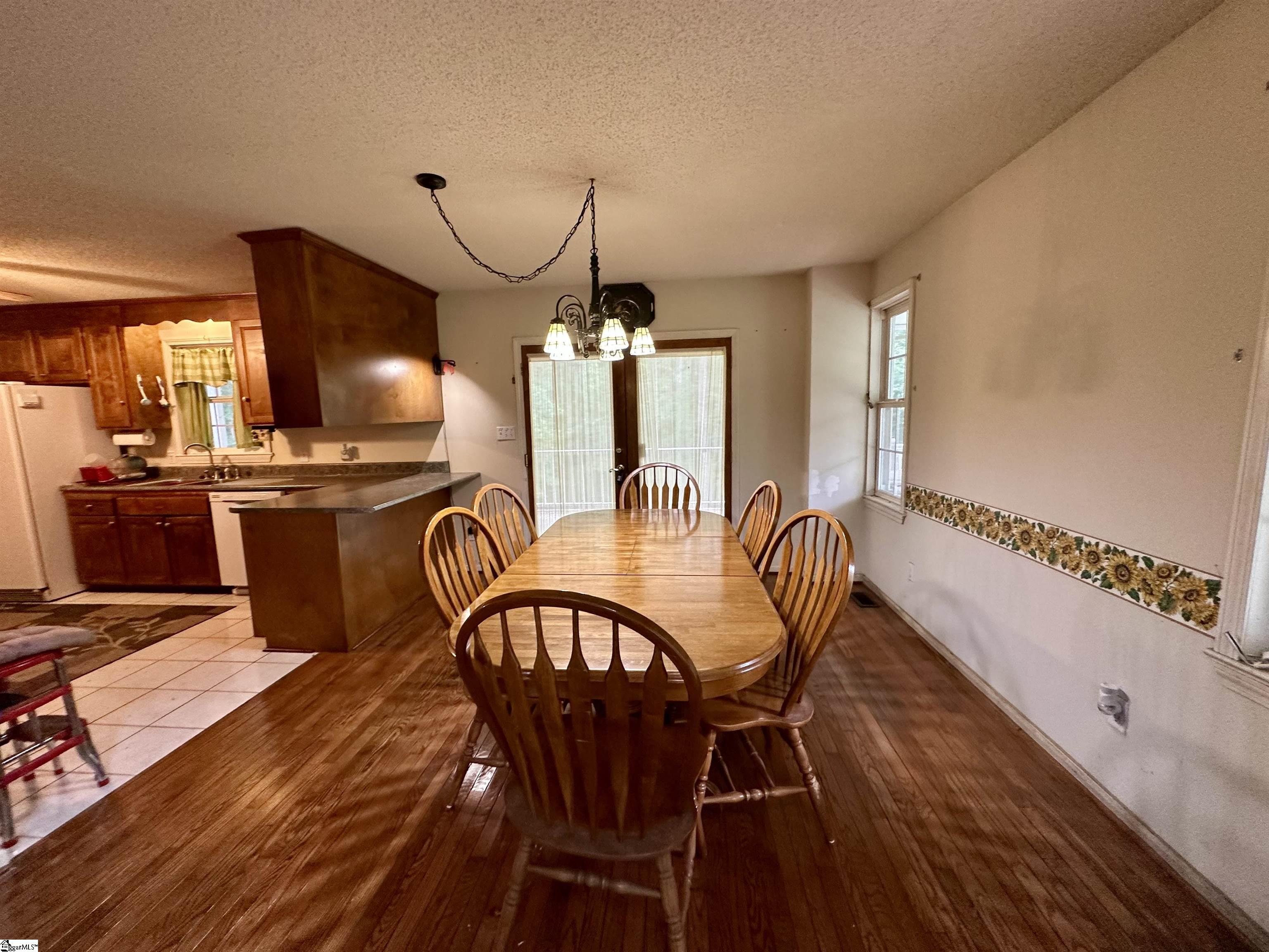 693 Grandwood Boulevard Gray Court, SC 29645