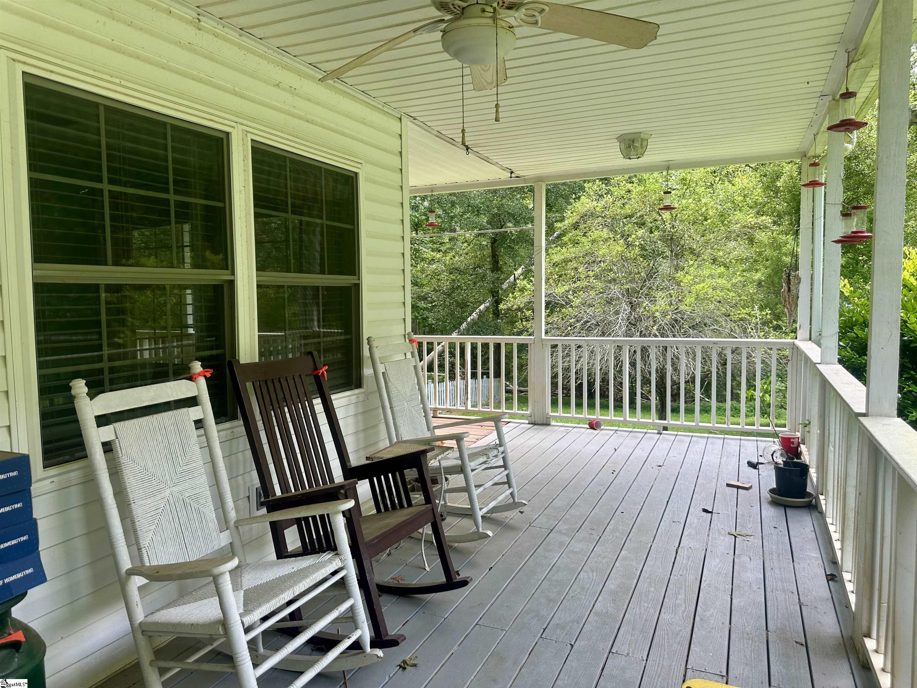 693 Grandwood Boulevard Gray Court, SC 29645
