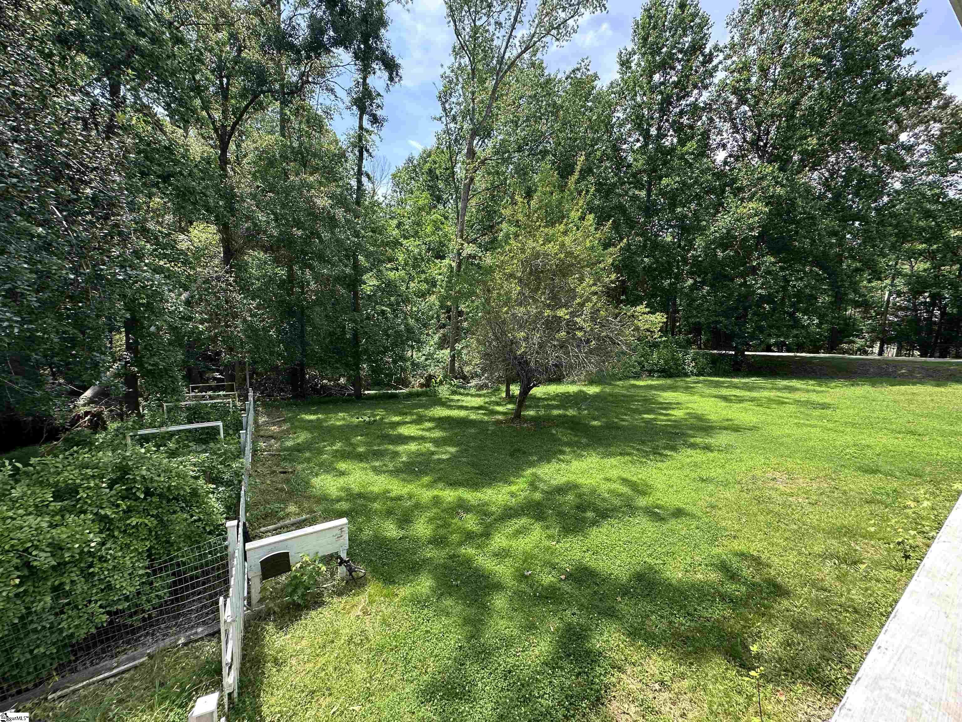 693 Grandwood Boulevard Gray Court, SC 29645