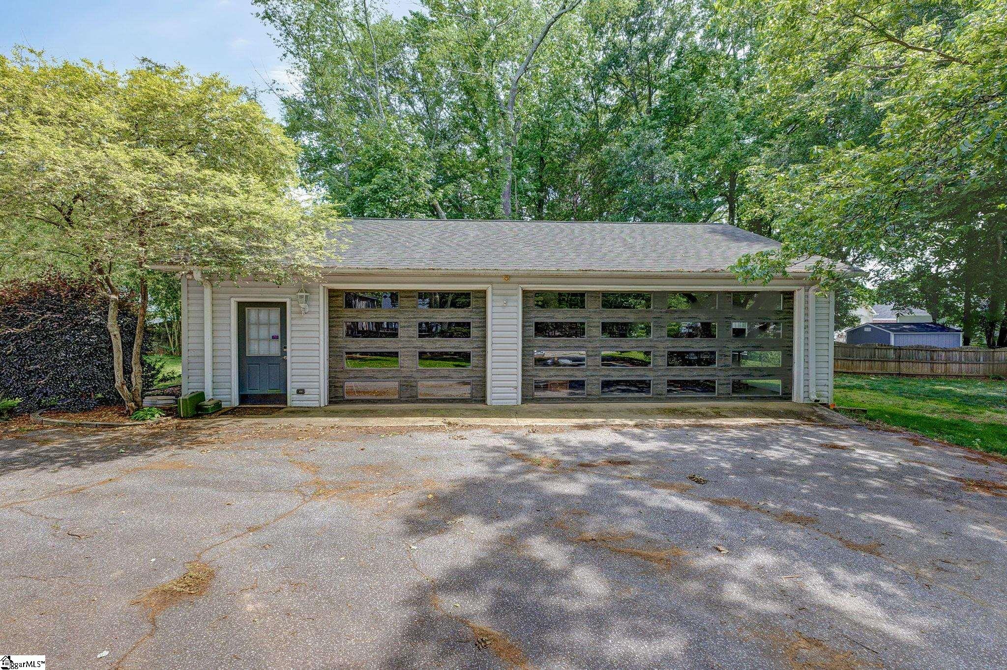2109 Hudson Road Greer, SC 29650