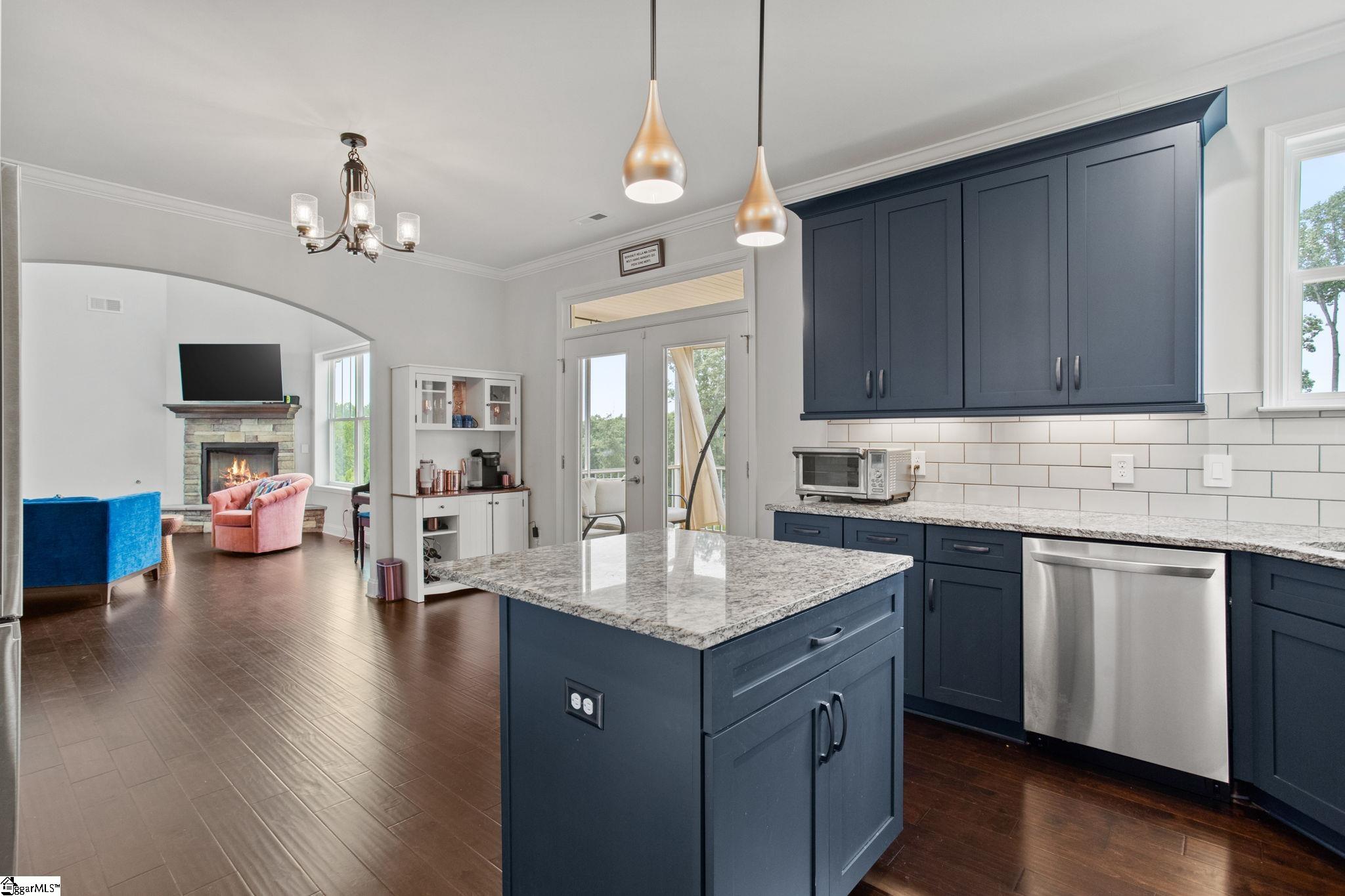 222 Montview Circle Greenville, SC 29617