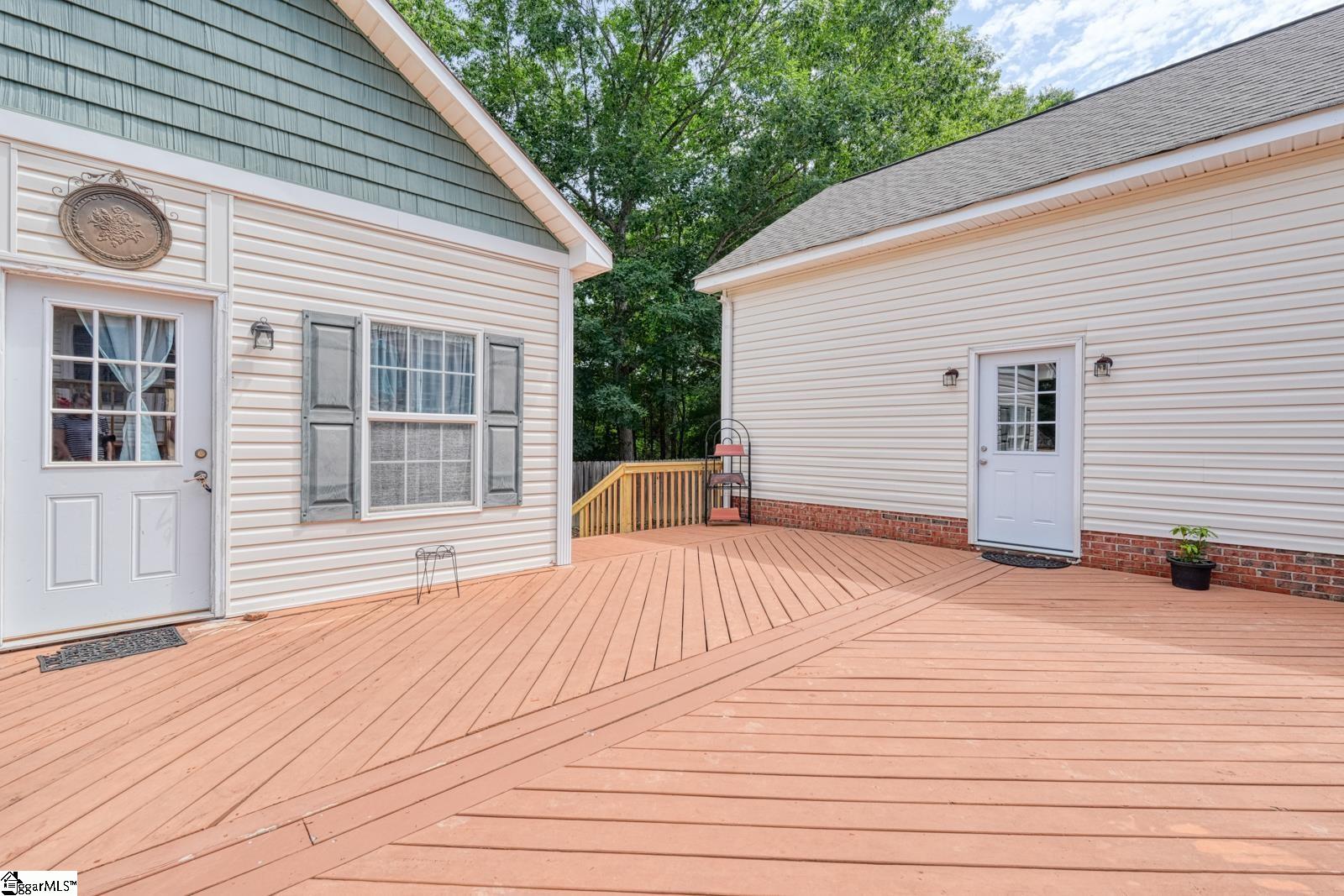 16 Woodwind Way Greer, SC 29651