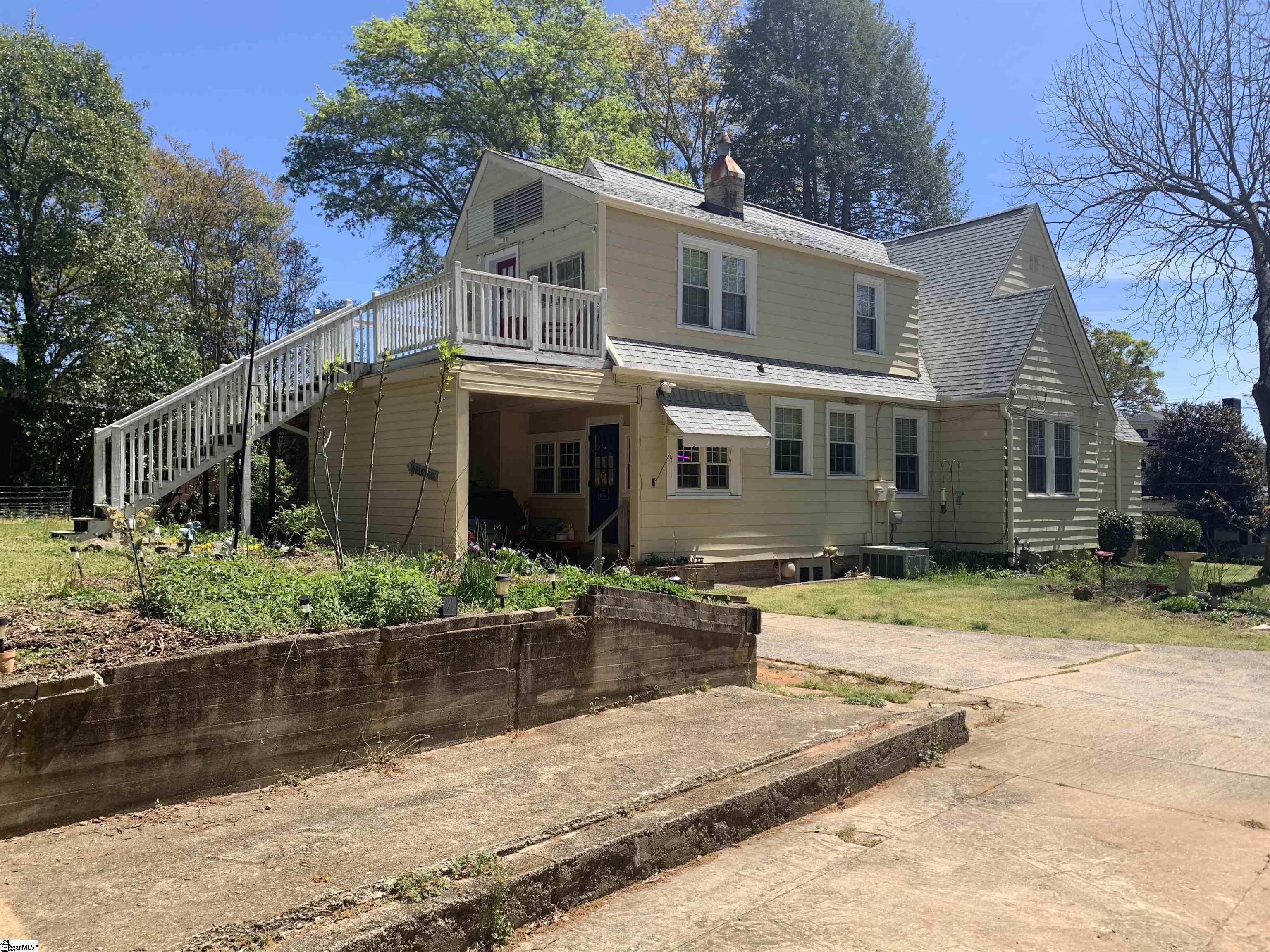 102 Highland Road Easley, SC 29640