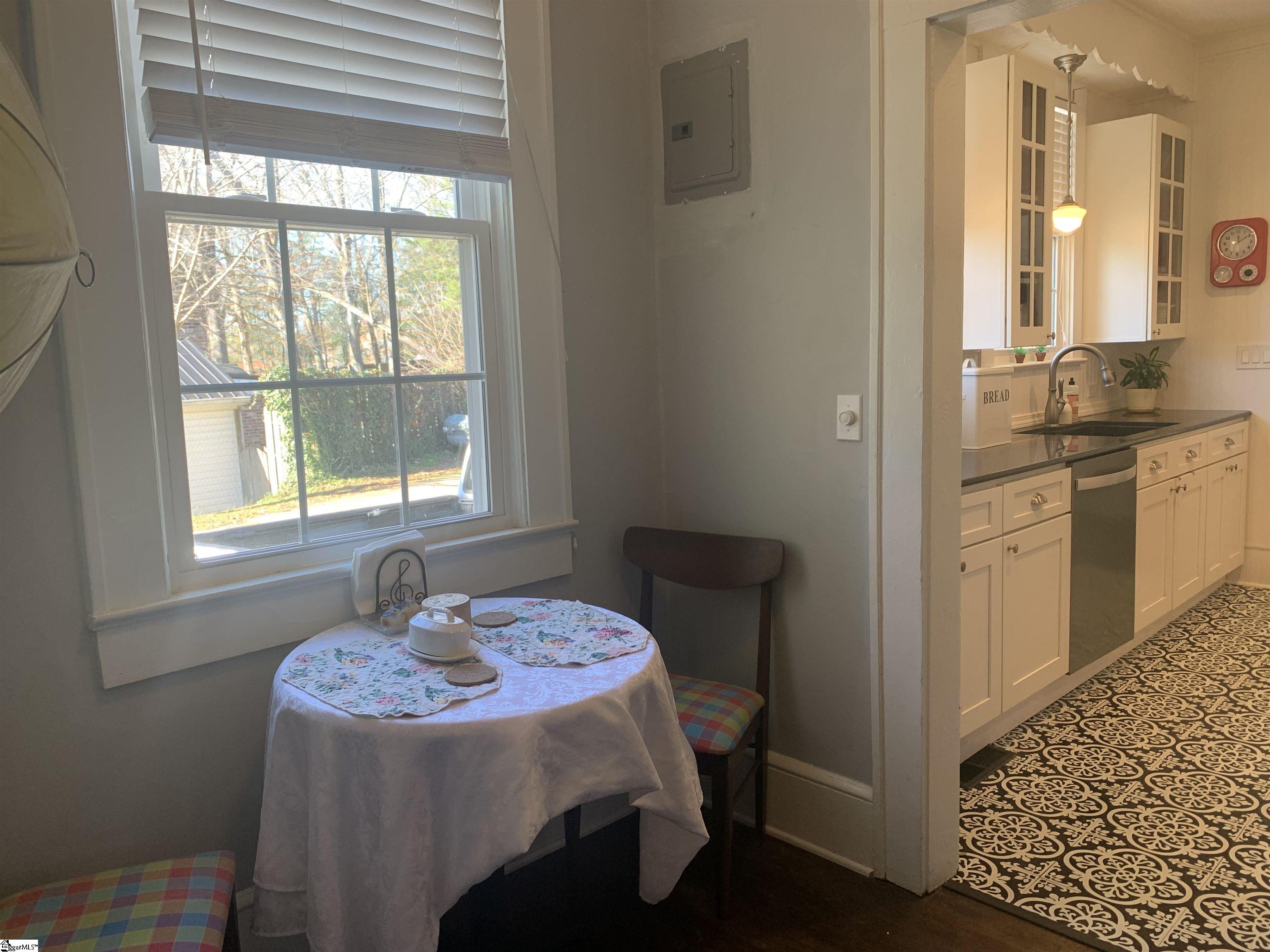 102 Highland Road Easley, SC 29640