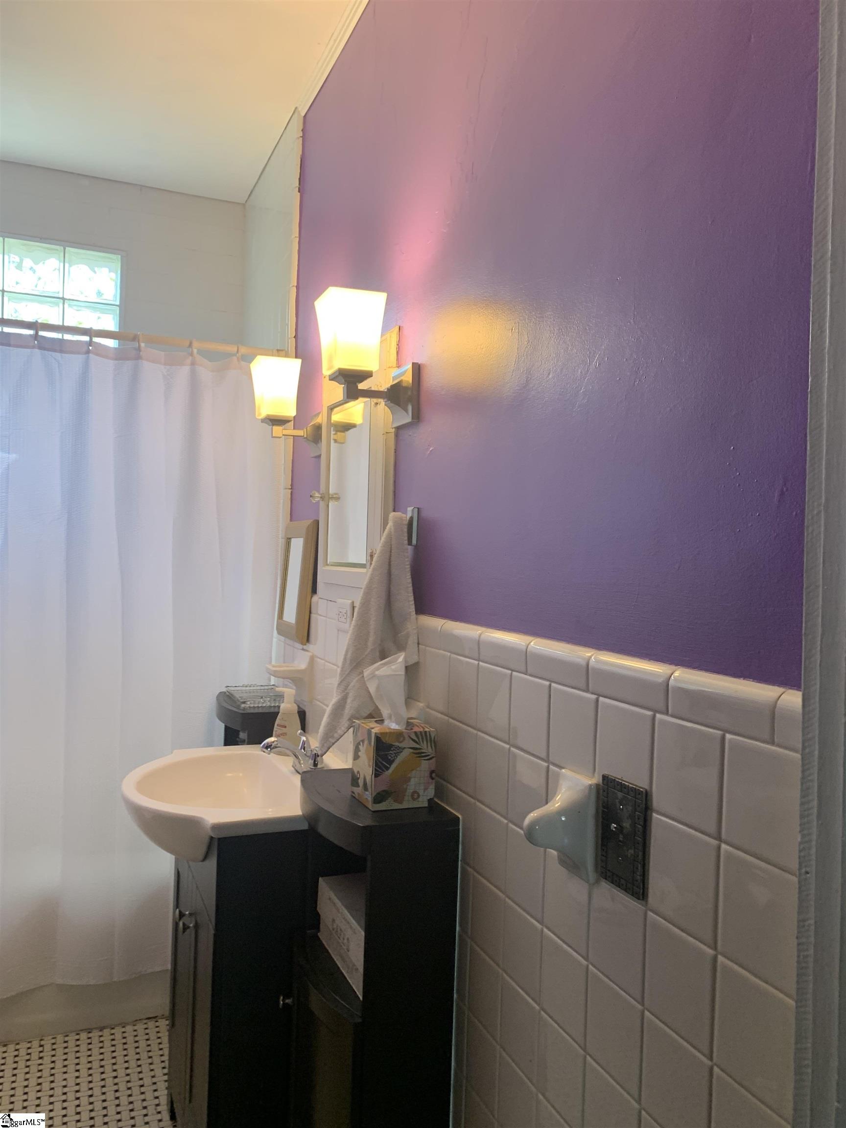 102 Highland Road Easley, SC 29640