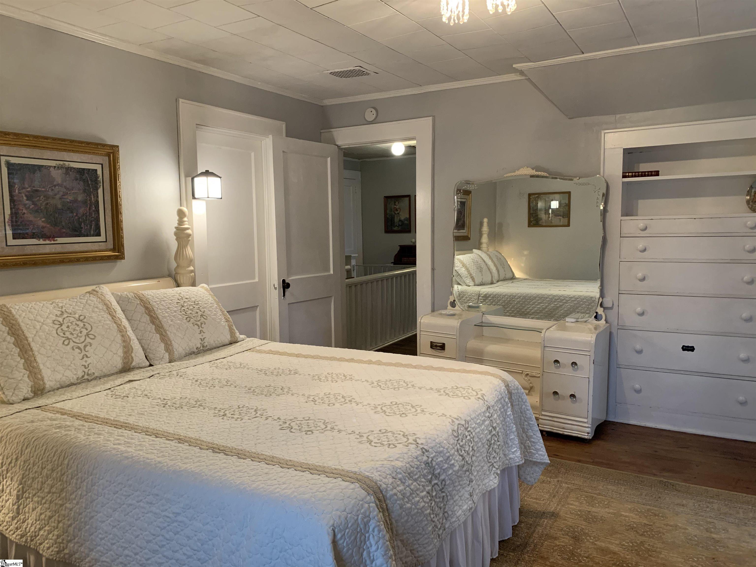 102 Highland Road Easley, SC 29640