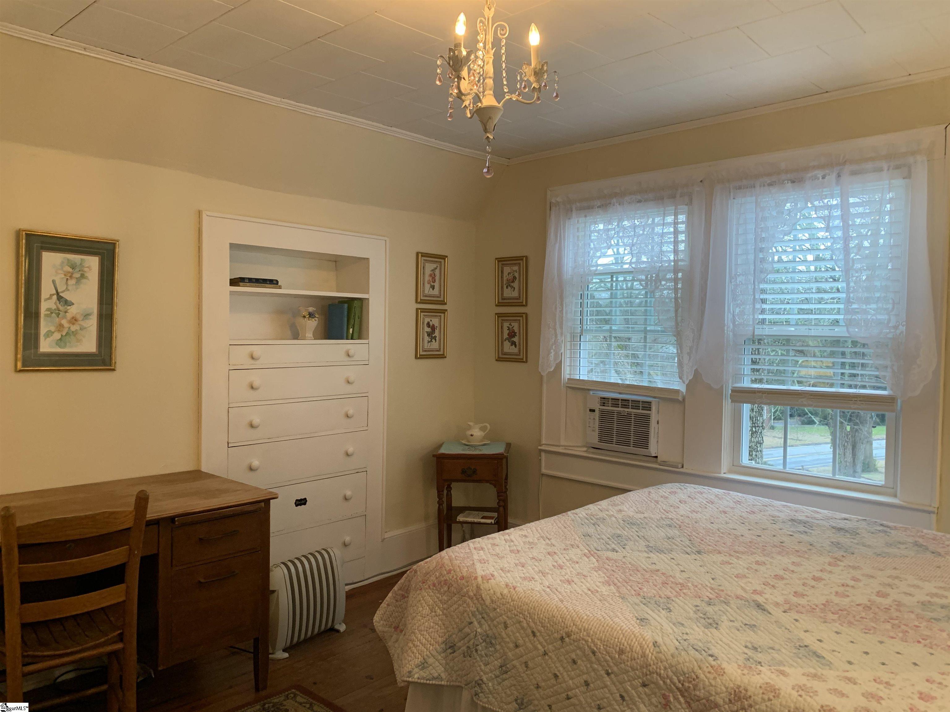 102 Highland Road Easley, SC 29640