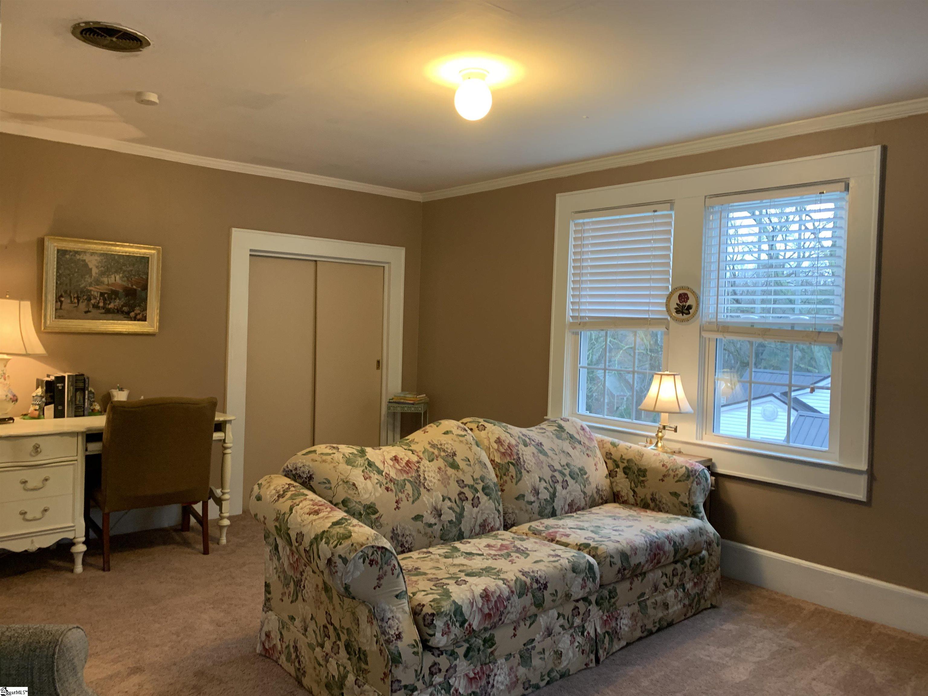 102 Highland Road Easley, SC 29640
