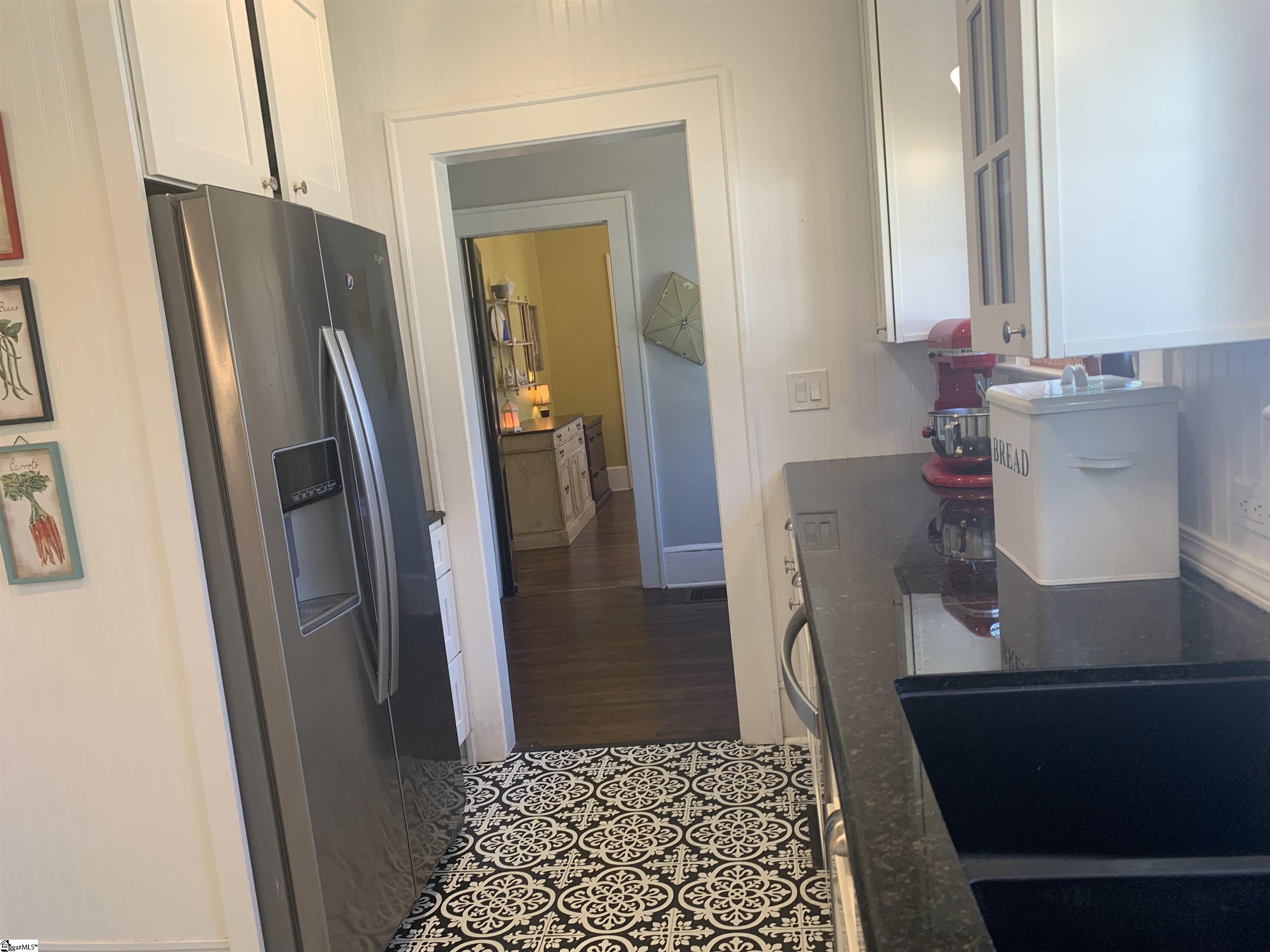 102 Highland Road Easley, SC 29640
