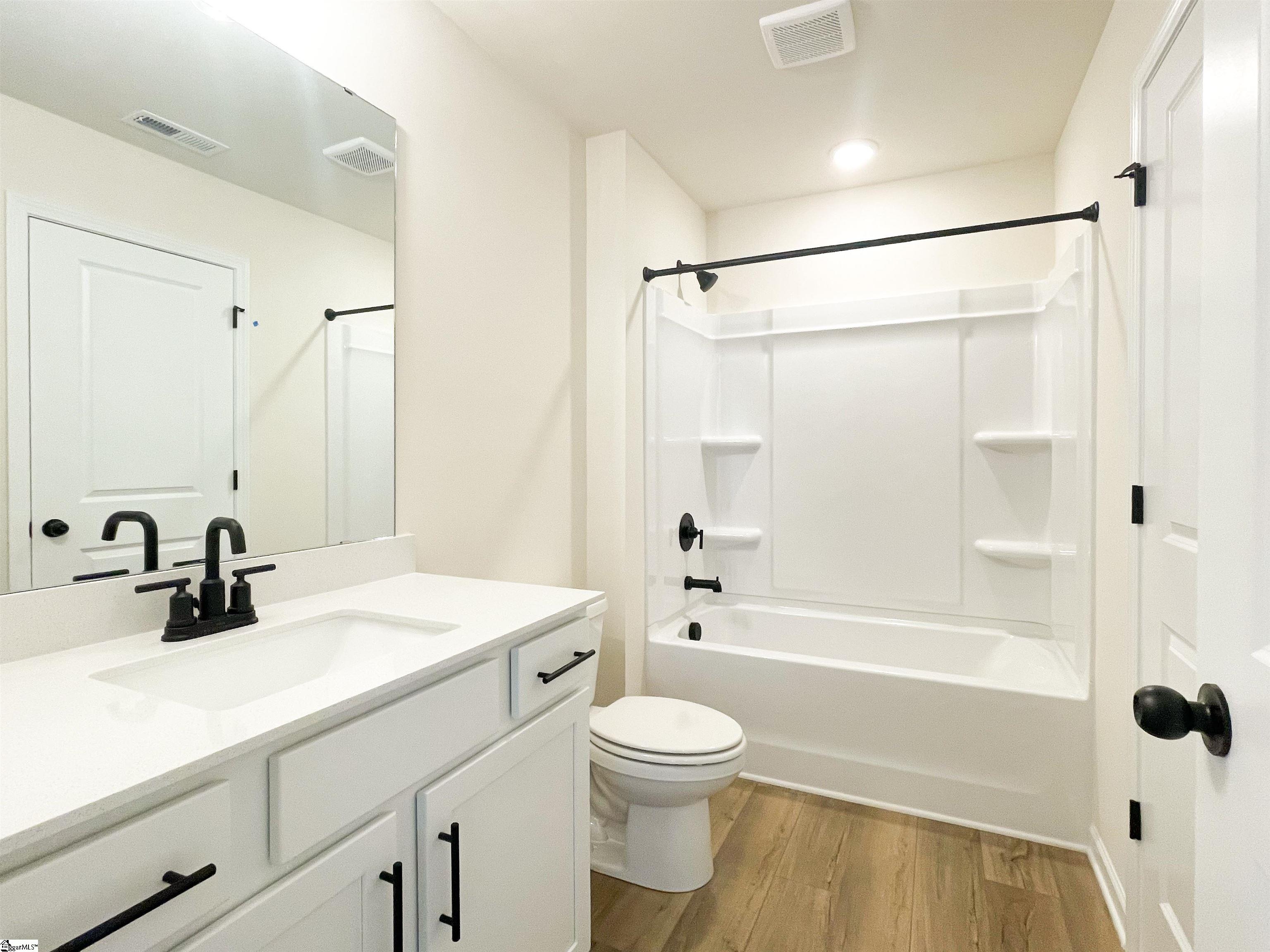 652 Columbus Circle Simpsonville, SC 29680