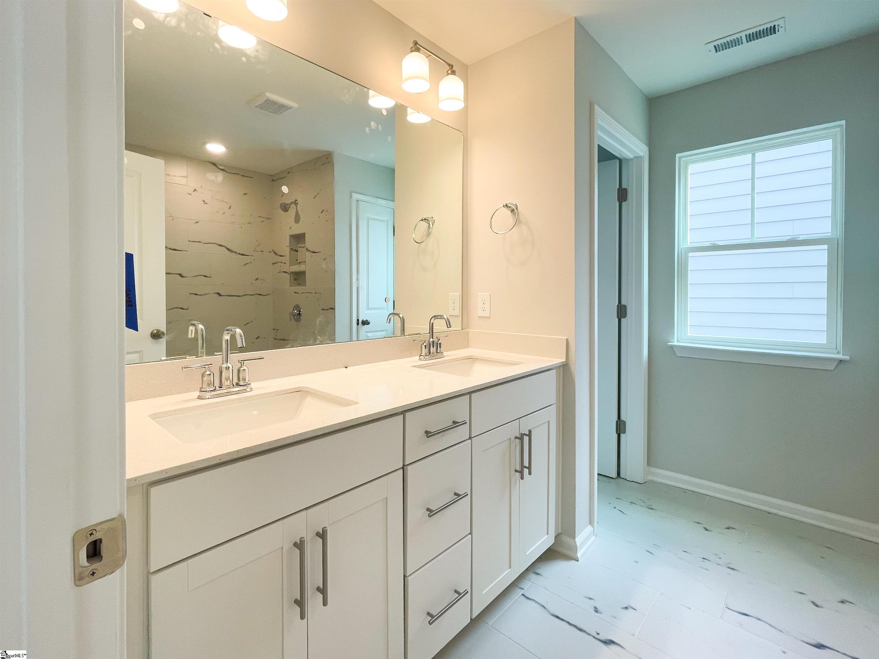 664 Columbus Circle Simpsonville, SC 29680