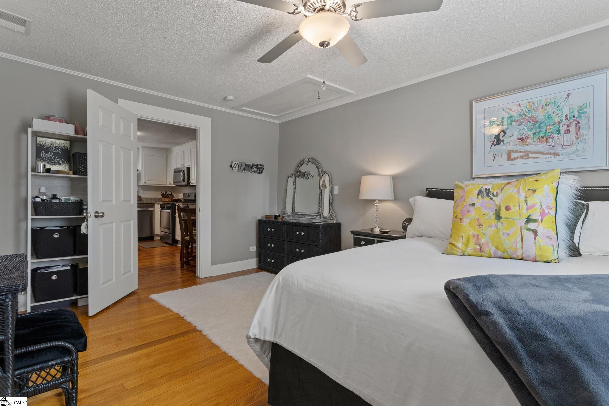 20 Haynesworth Street Greenville, SC 29611