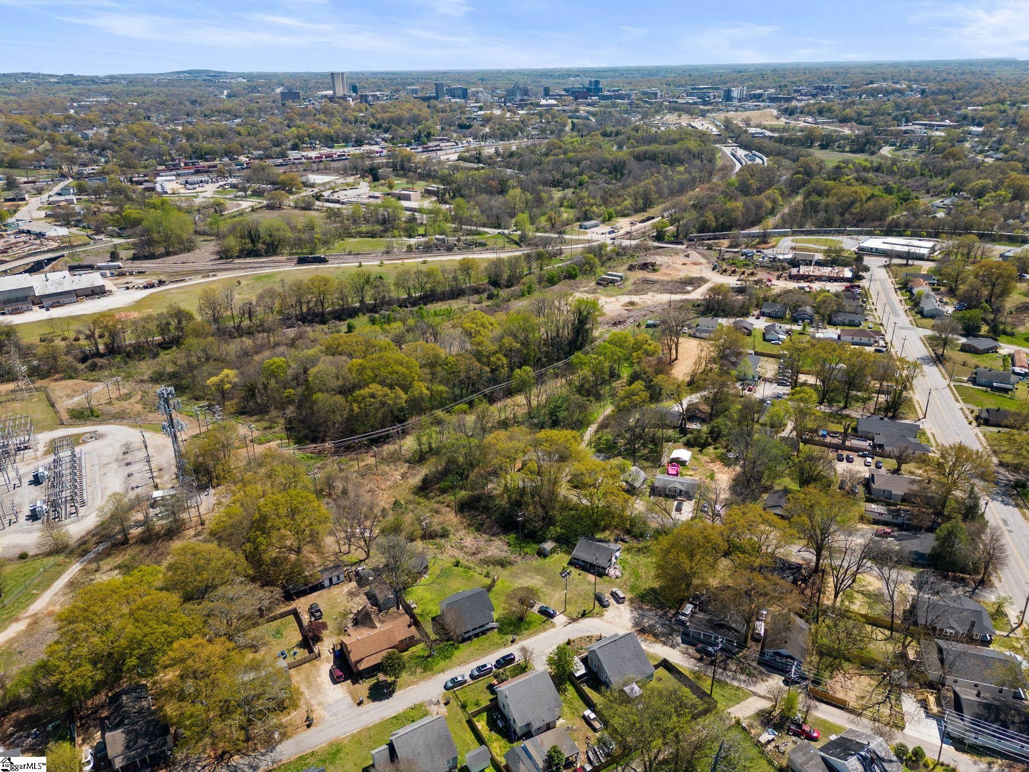 20 Haynesworth Street Greenville, SC 29611