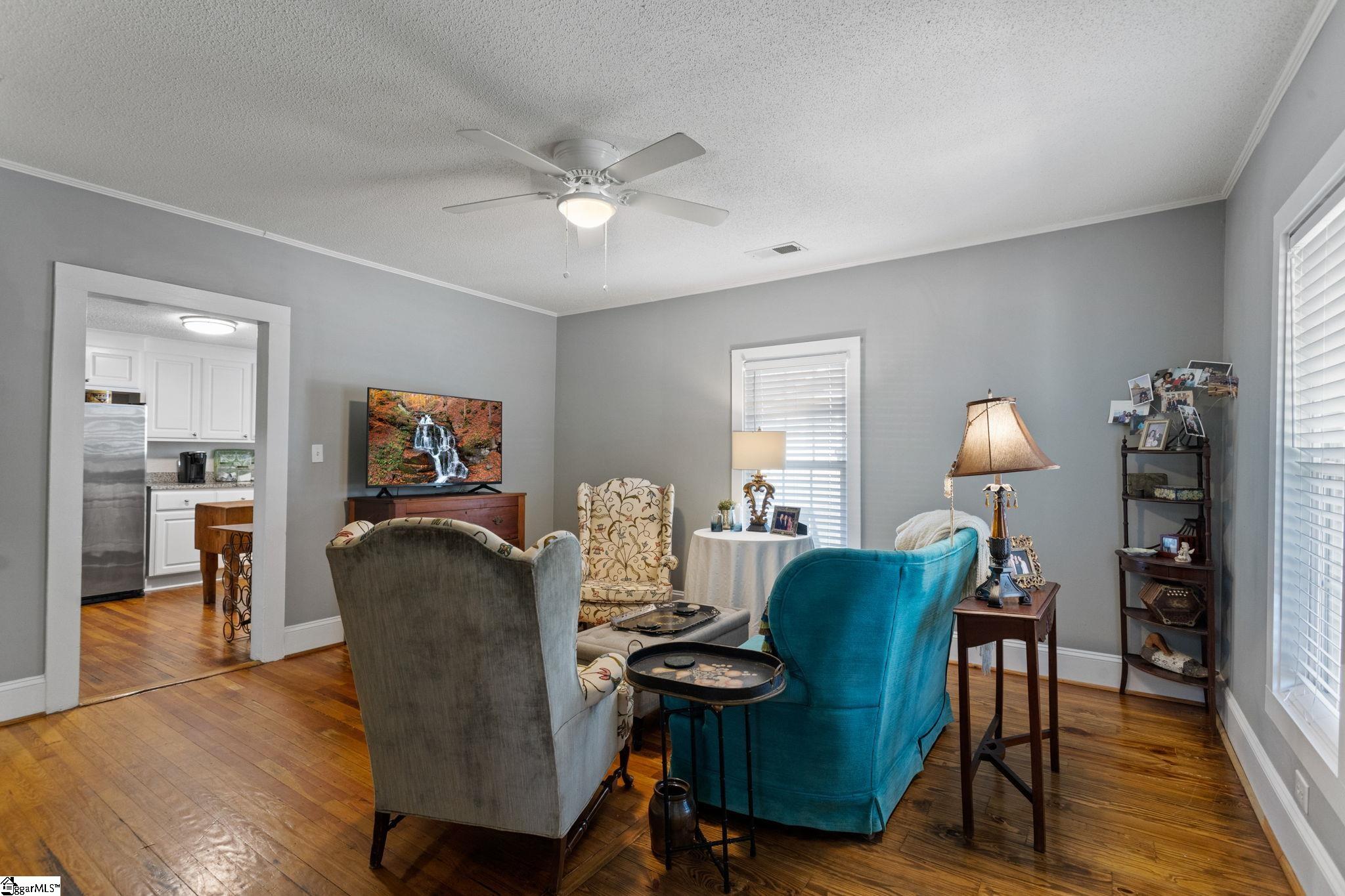 20 Haynesworth Street Greenville, SC 29611