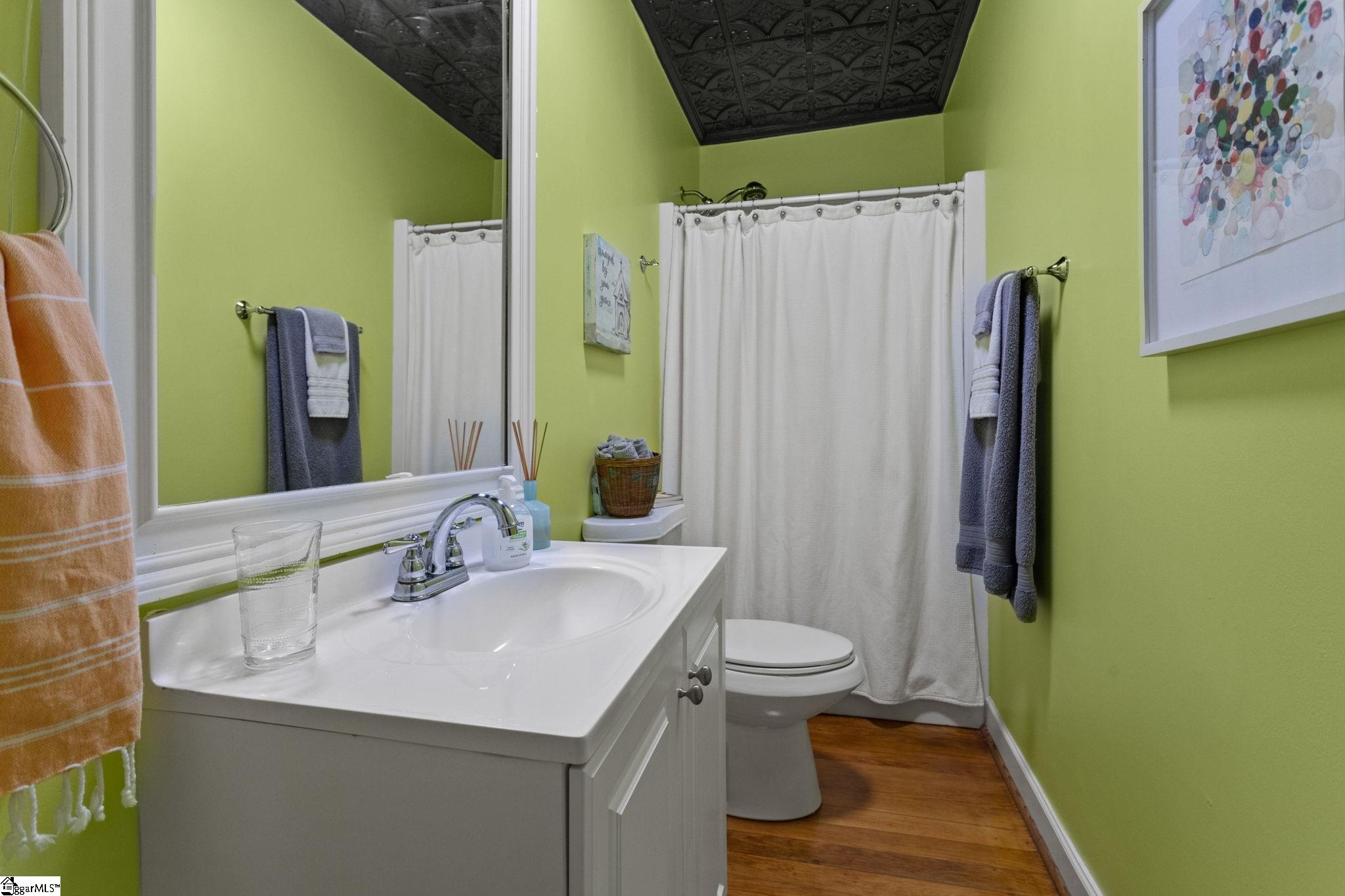 20 Haynesworth Street Greenville, SC 29611