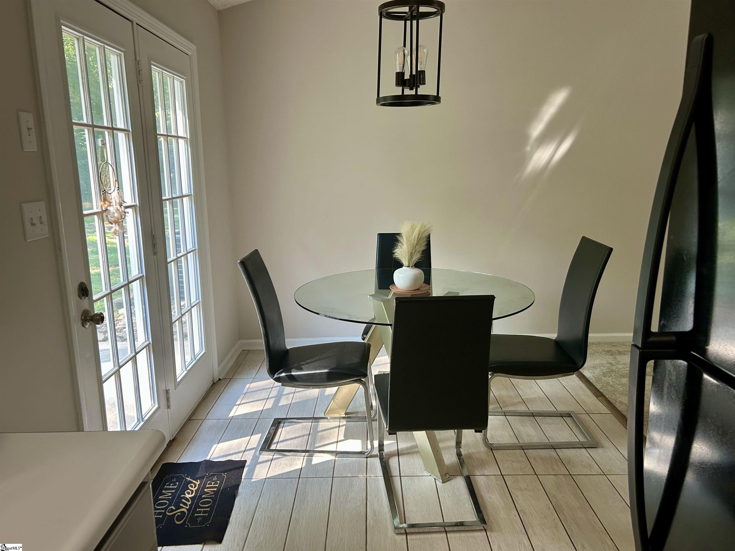 544 Holly Run Court Spartanburg, SC 29303