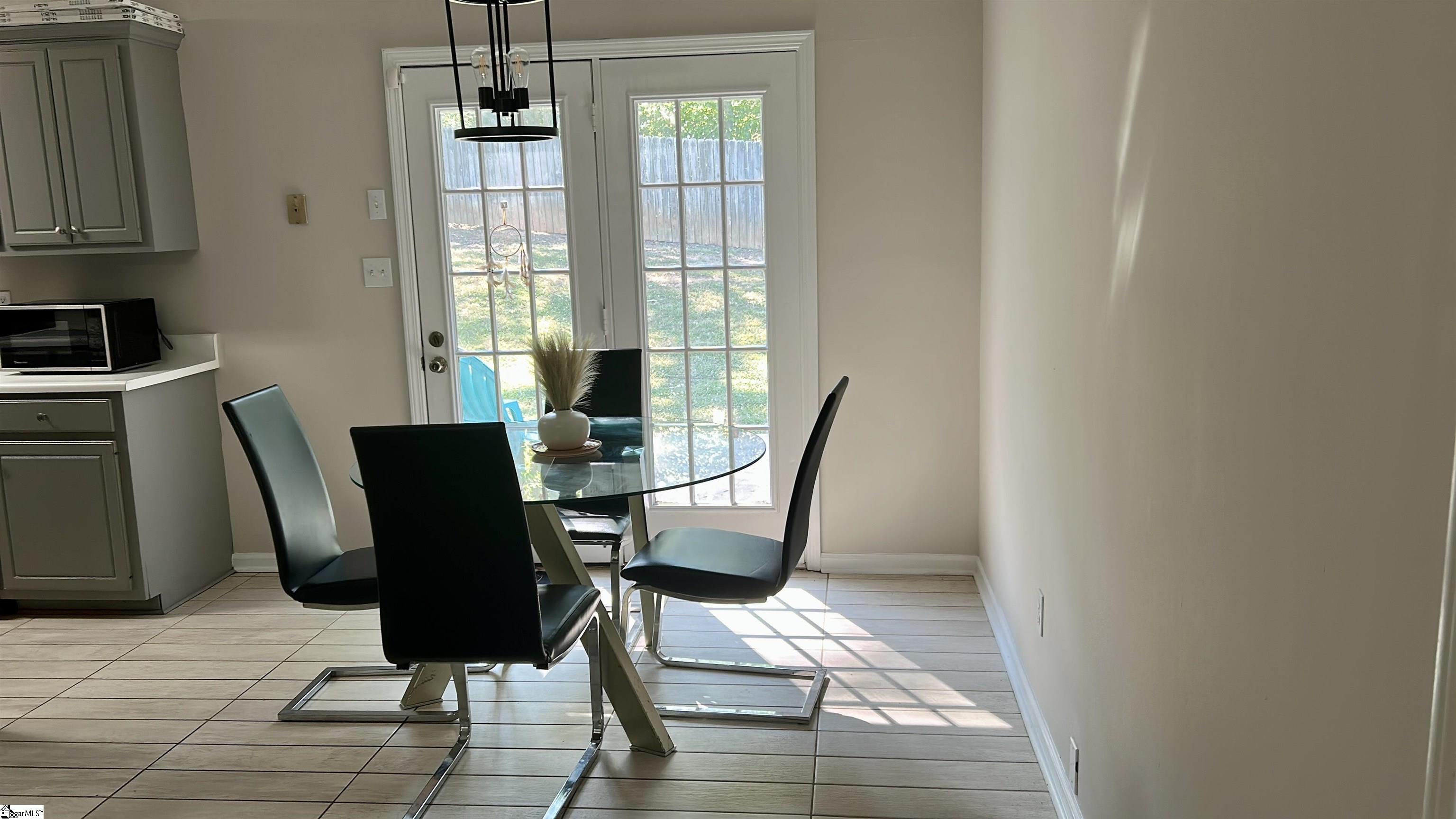 544 Holly Run Court Spartanburg, SC 29303