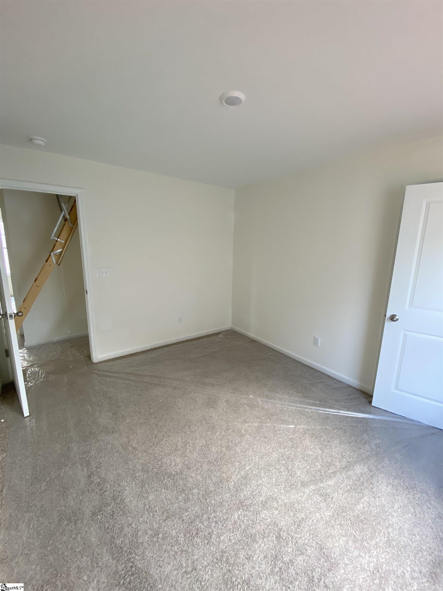 9 Sweetgrass Street Central, SC 29630