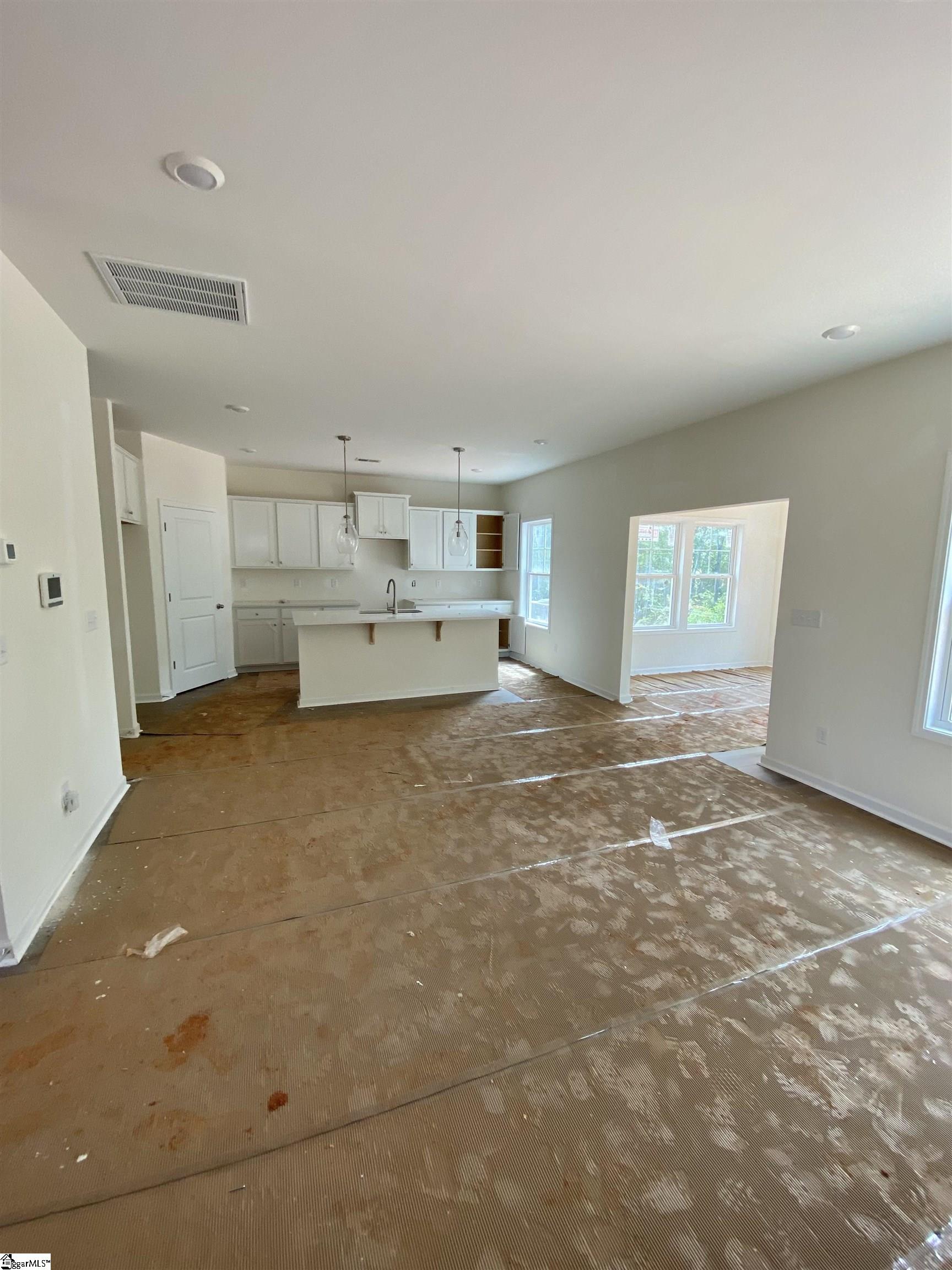 9 Sweetgrass Street Central, SC 29630