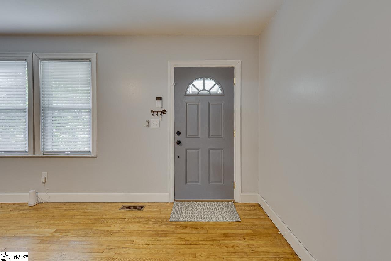 413 Rogers Avenue Greenville, SC 29617-7711