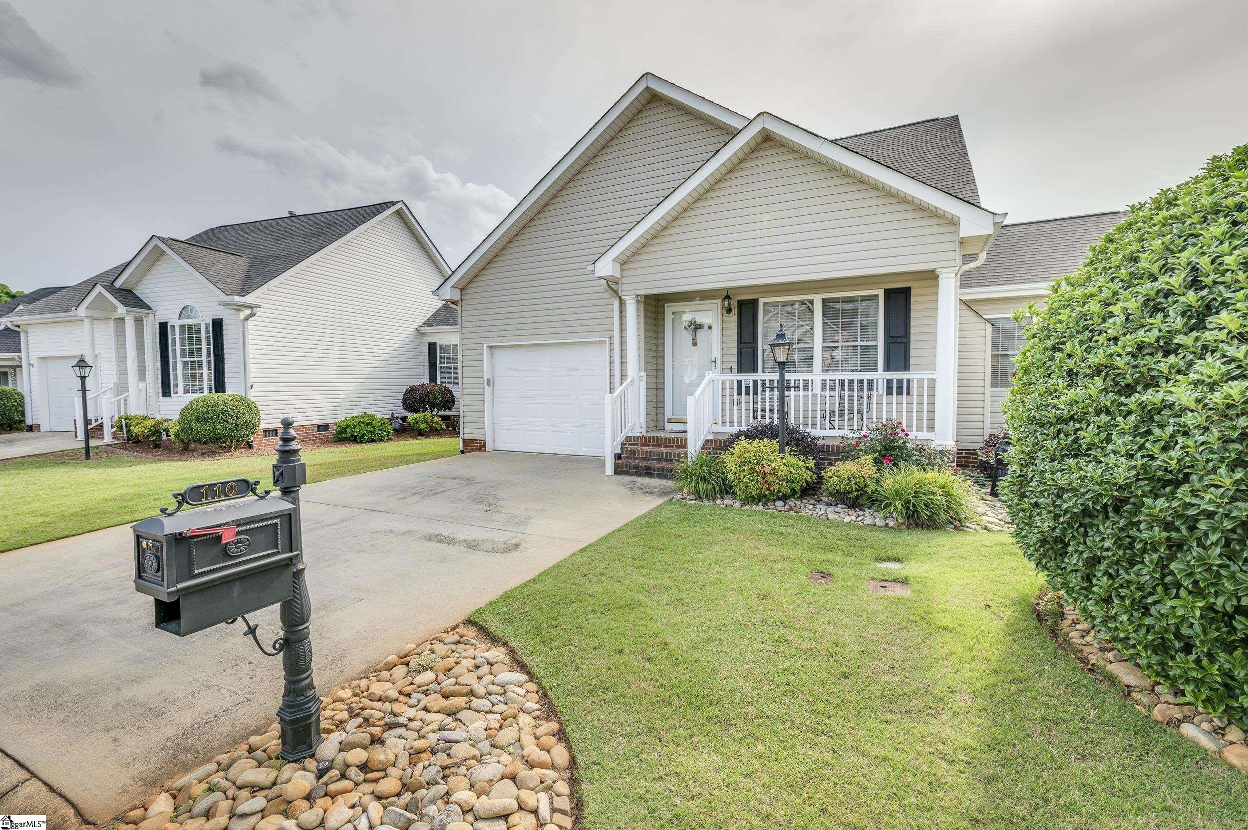 110 Baldwin Place Easley, SC 29642