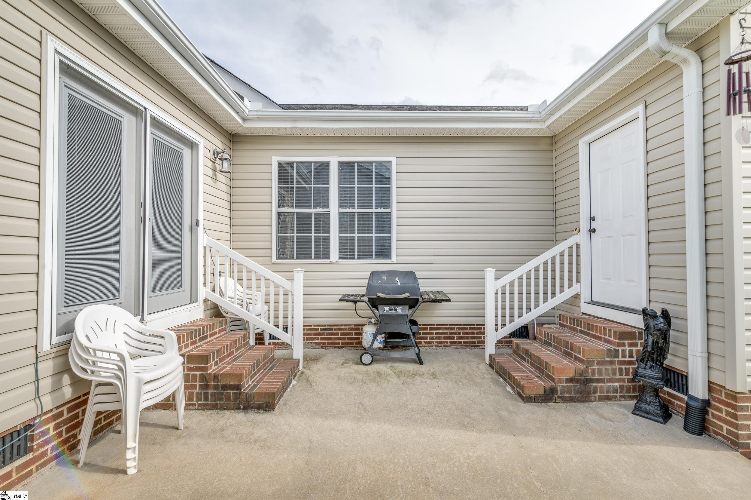 110 Baldwin Place Easley, SC 29642