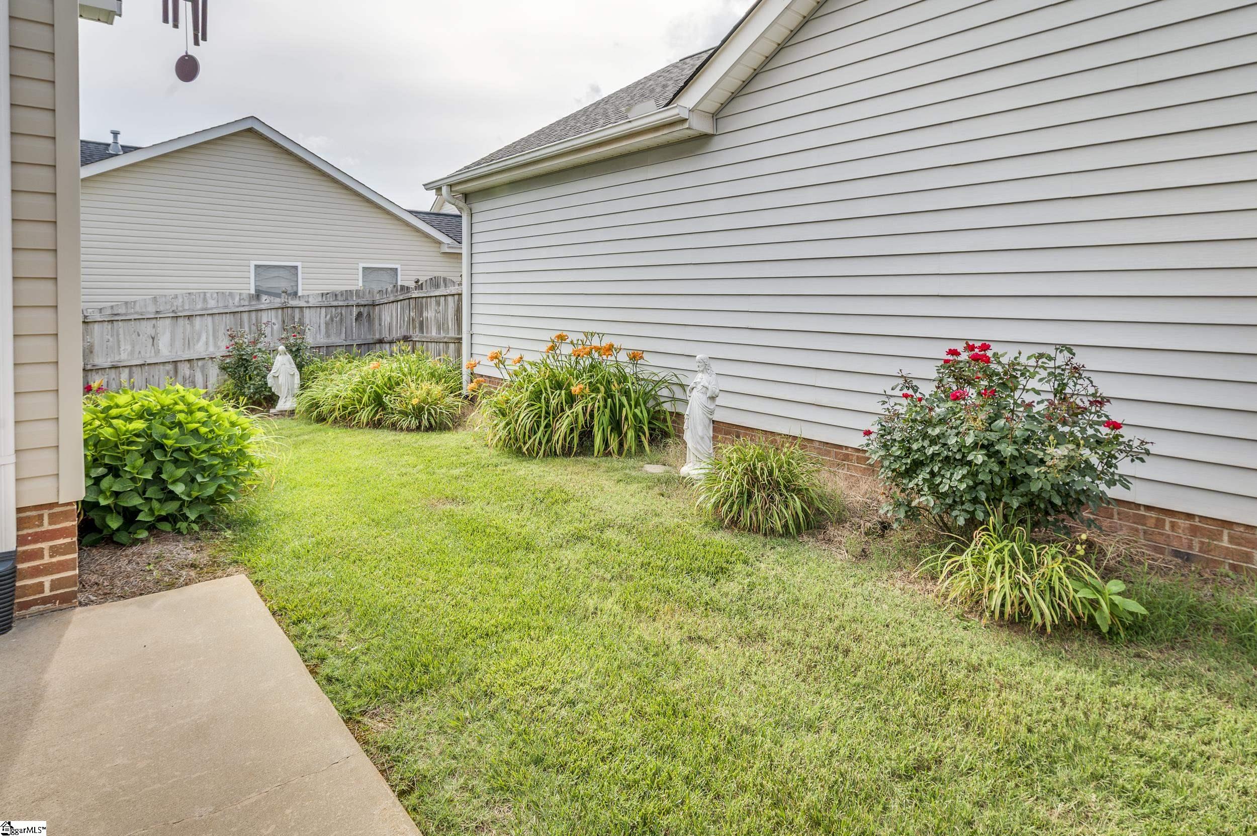 110 Baldwin Place Easley, SC 29642
