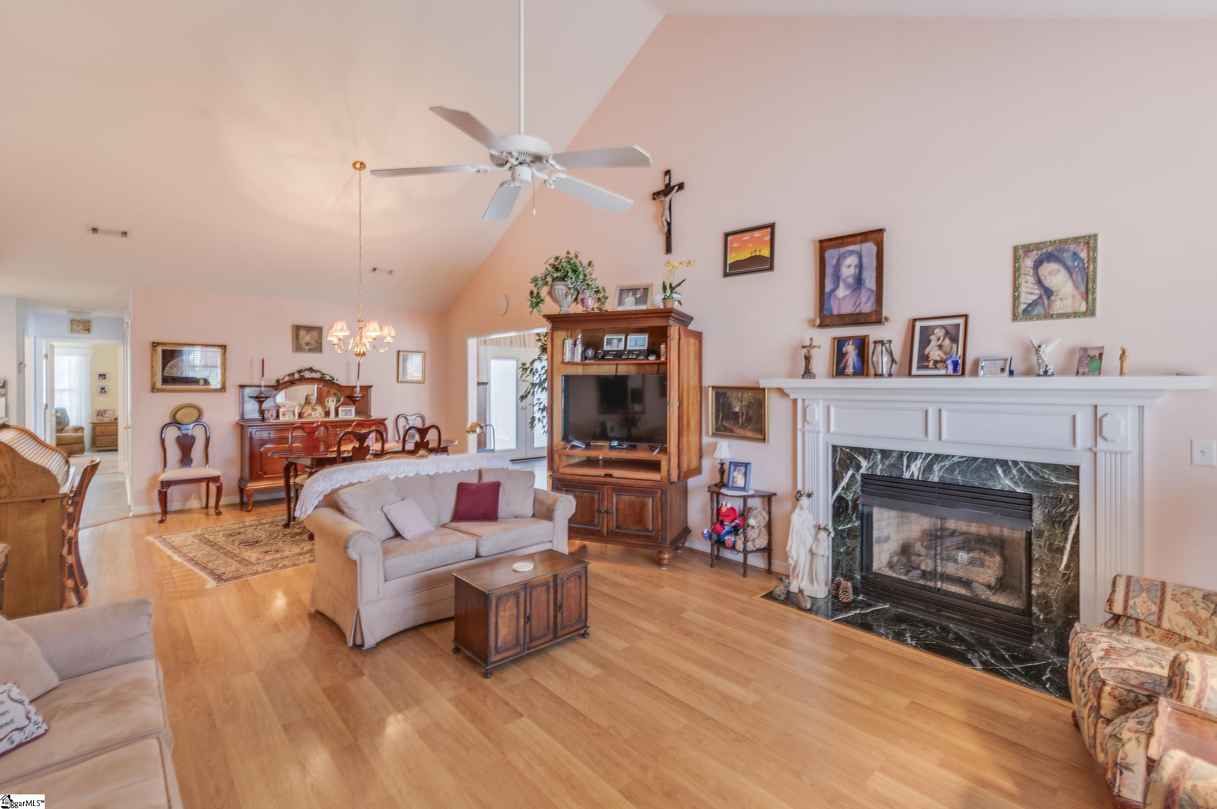 110 Baldwin Place Easley, SC 29642