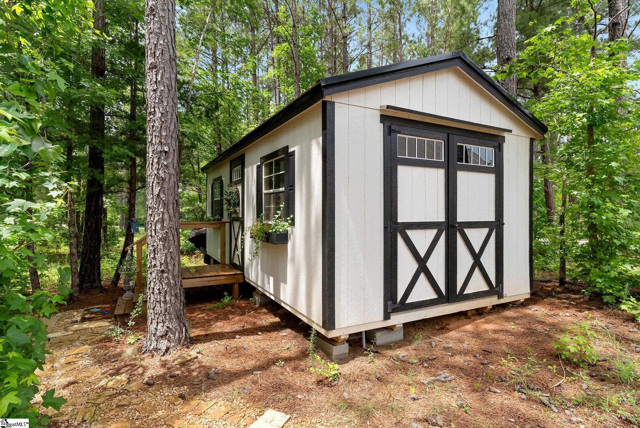 1641 Stewart Dairy Road Gray Court, SC 29645