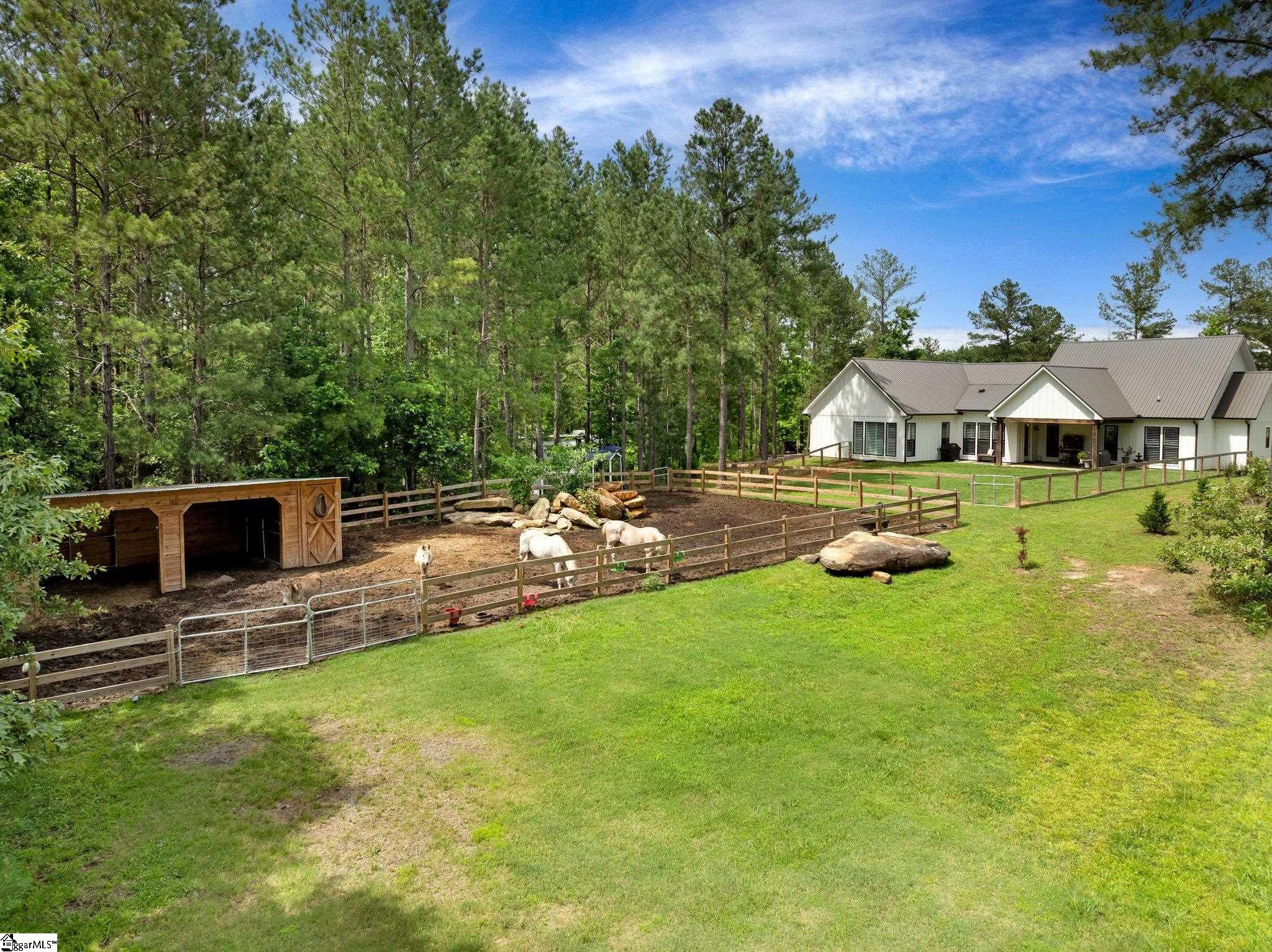 1641 Stewart Dairy Road Gray Court, SC 29645