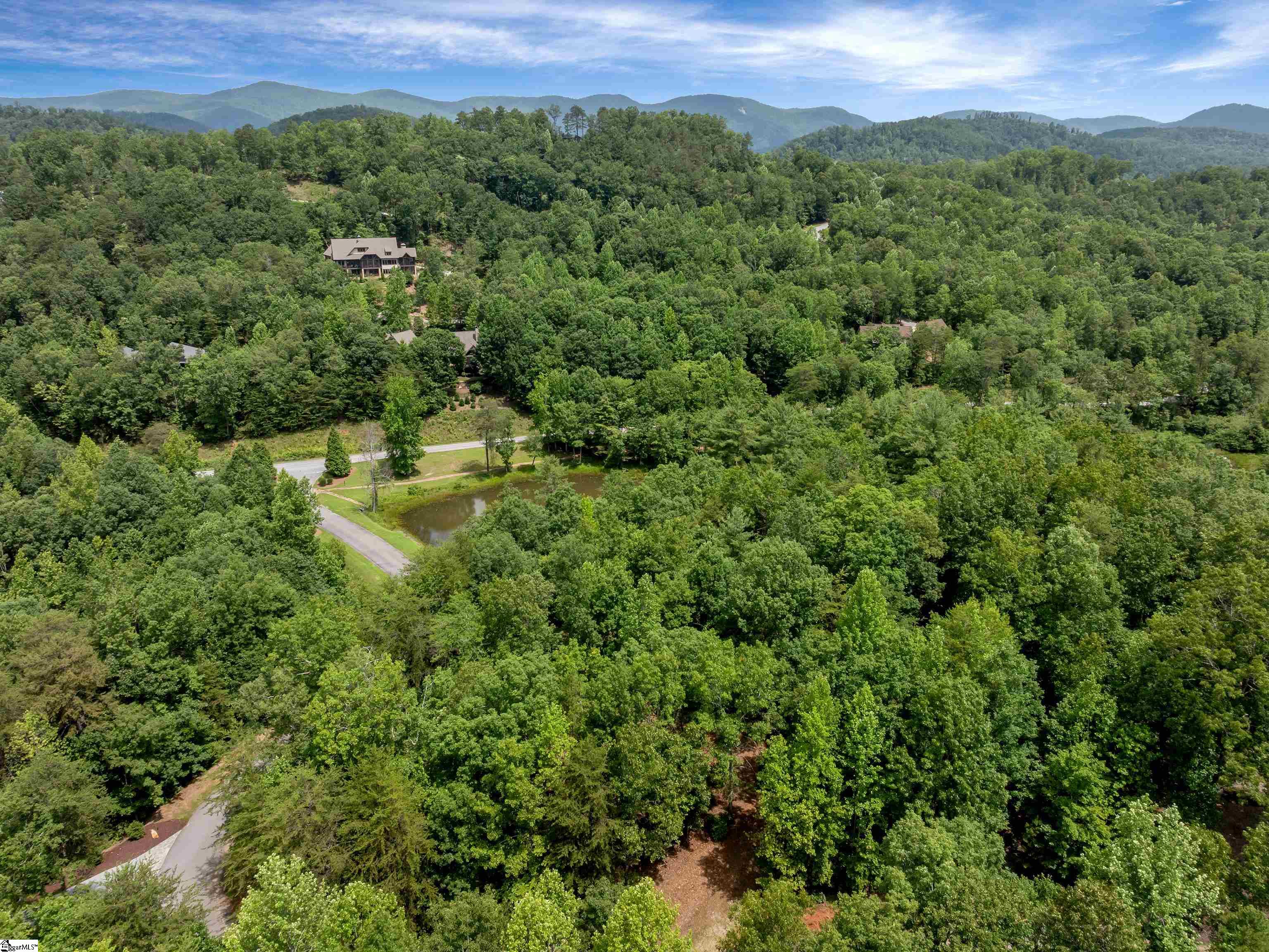 25 Lakes Edge Way Marietta, SC 29661