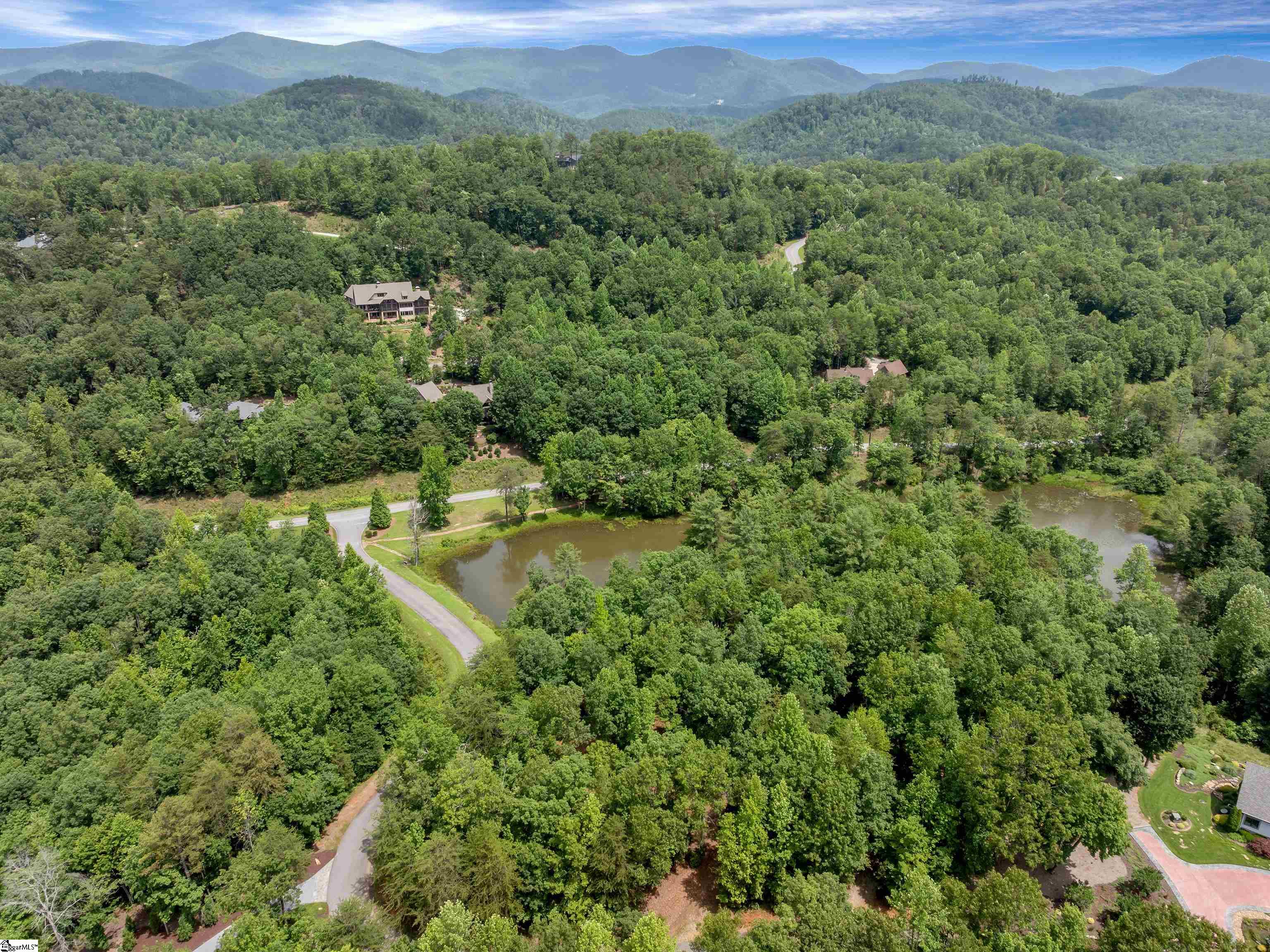 25 Lakes Edge Way Marietta, SC 29661