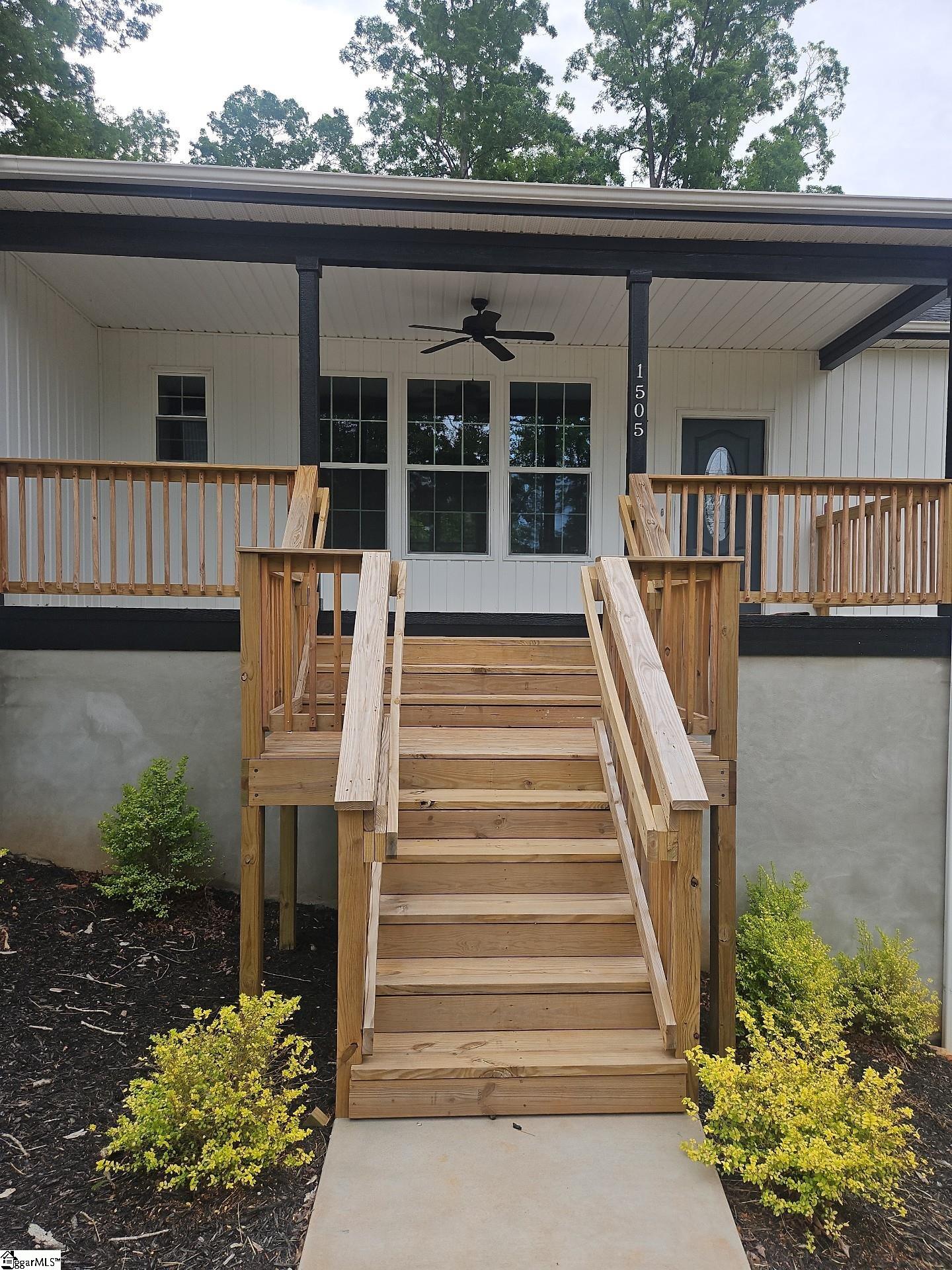 1505 E Saluda Lake Road Greenville, SC 29611