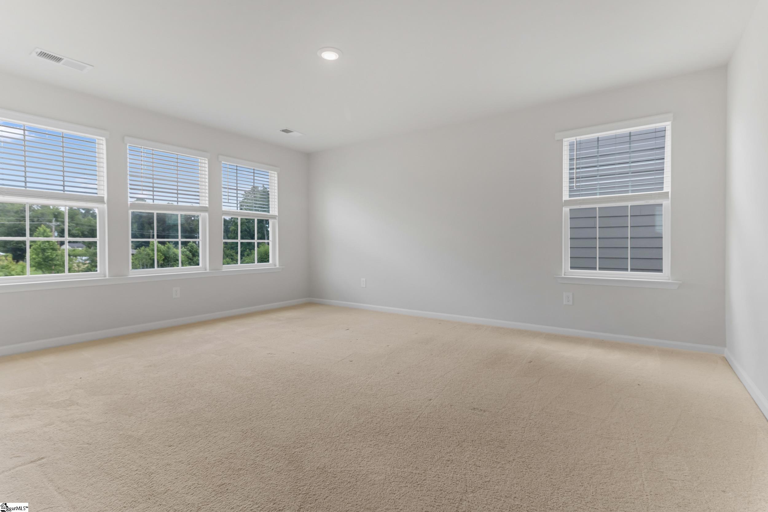 125 Magnolia Street Reidville, SC 29388